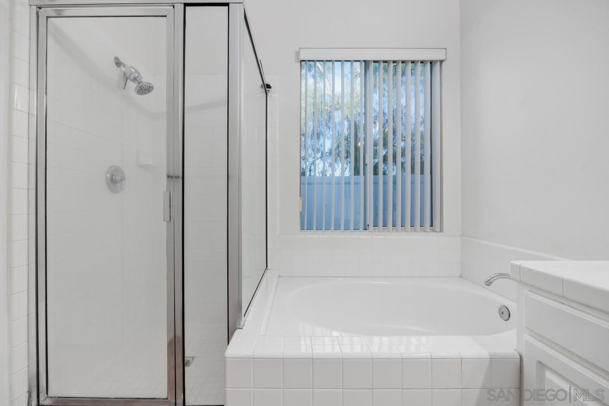 Detail Gallery Image 18 of 27 For 3643  Merced Dr., Oceanside,  CA 92056 - 3 Beds | 2/1 Baths