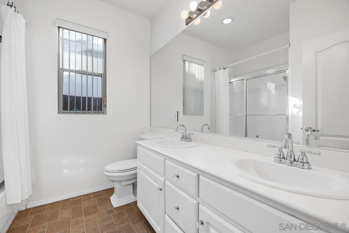 Detail Gallery Image 21 of 27 For 3643  Merced Dr., Oceanside,  CA 92056 - 3 Beds | 2/1 Baths