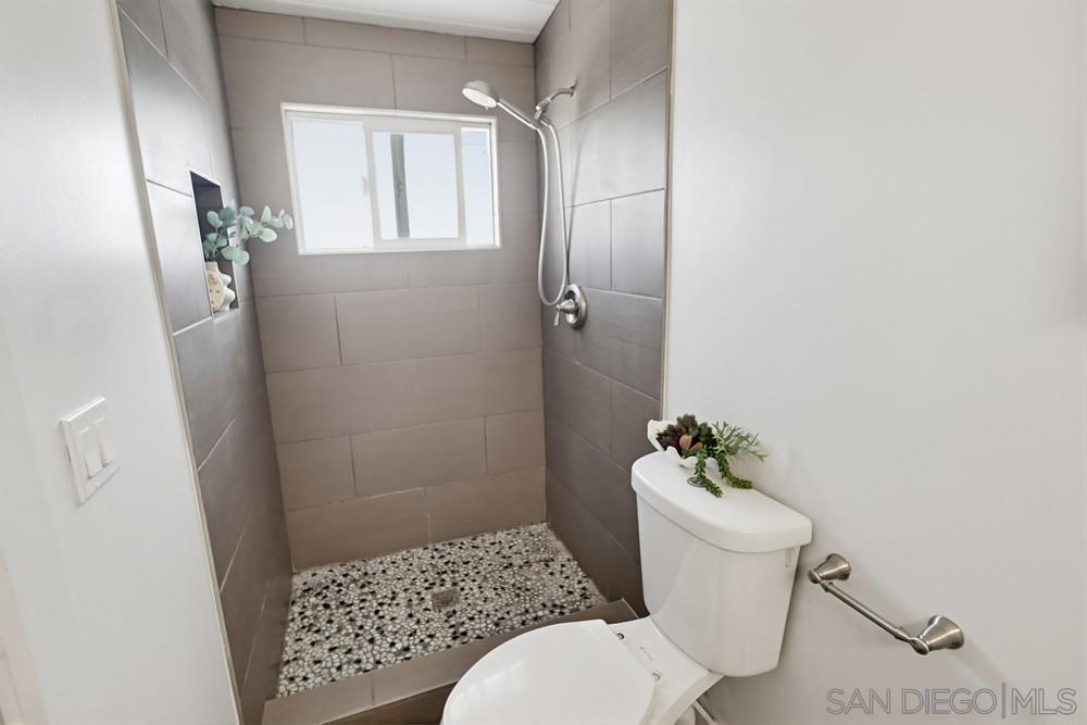 Detail Gallery Image 21 of 34 For 1355  Klauber Ave, San Diego,  CA 92114 - 3 Beds | 2 Baths
