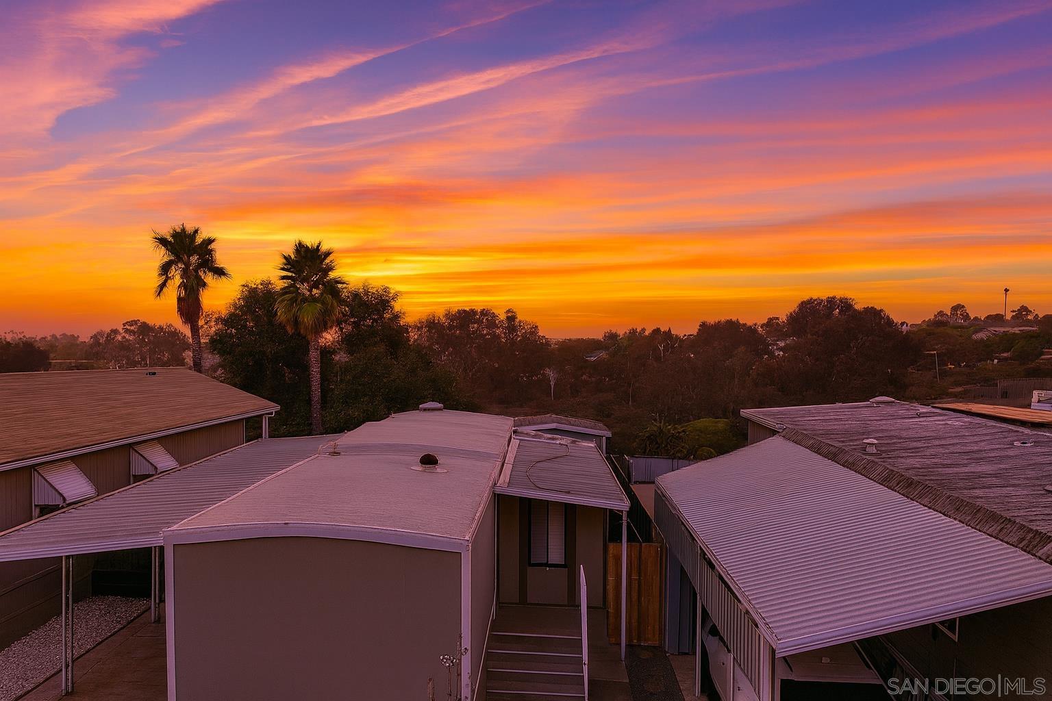 Detail Gallery Image 2 of 41 For 2750  Wheatstone  #110,  San Diego,  CA 92111 - 1 Beds | 1 Baths