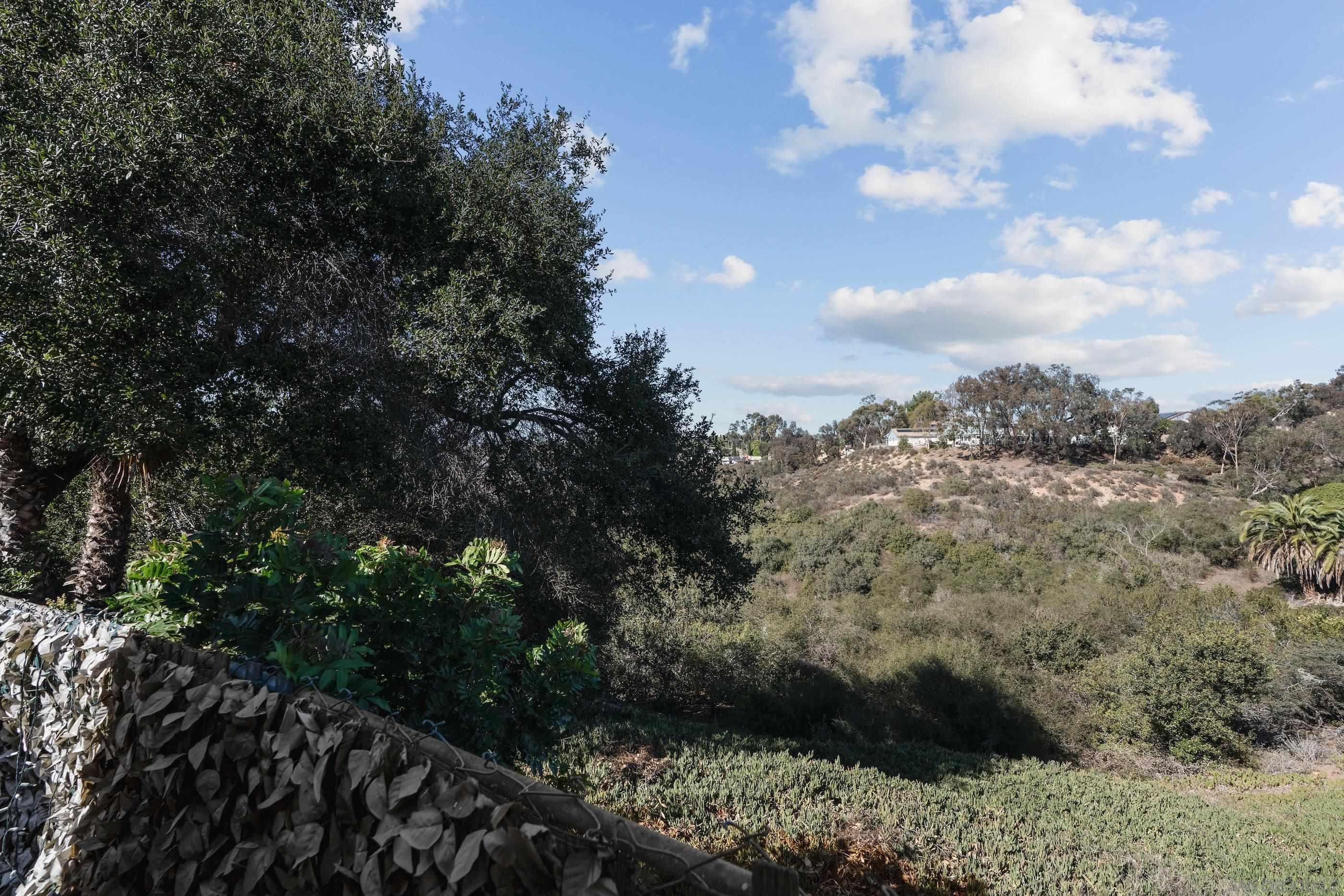 Detail Gallery Image 4 of 41 For 2750  Wheatstone  #110,  San Diego,  CA 92111 - 1 Beds | 1 Baths