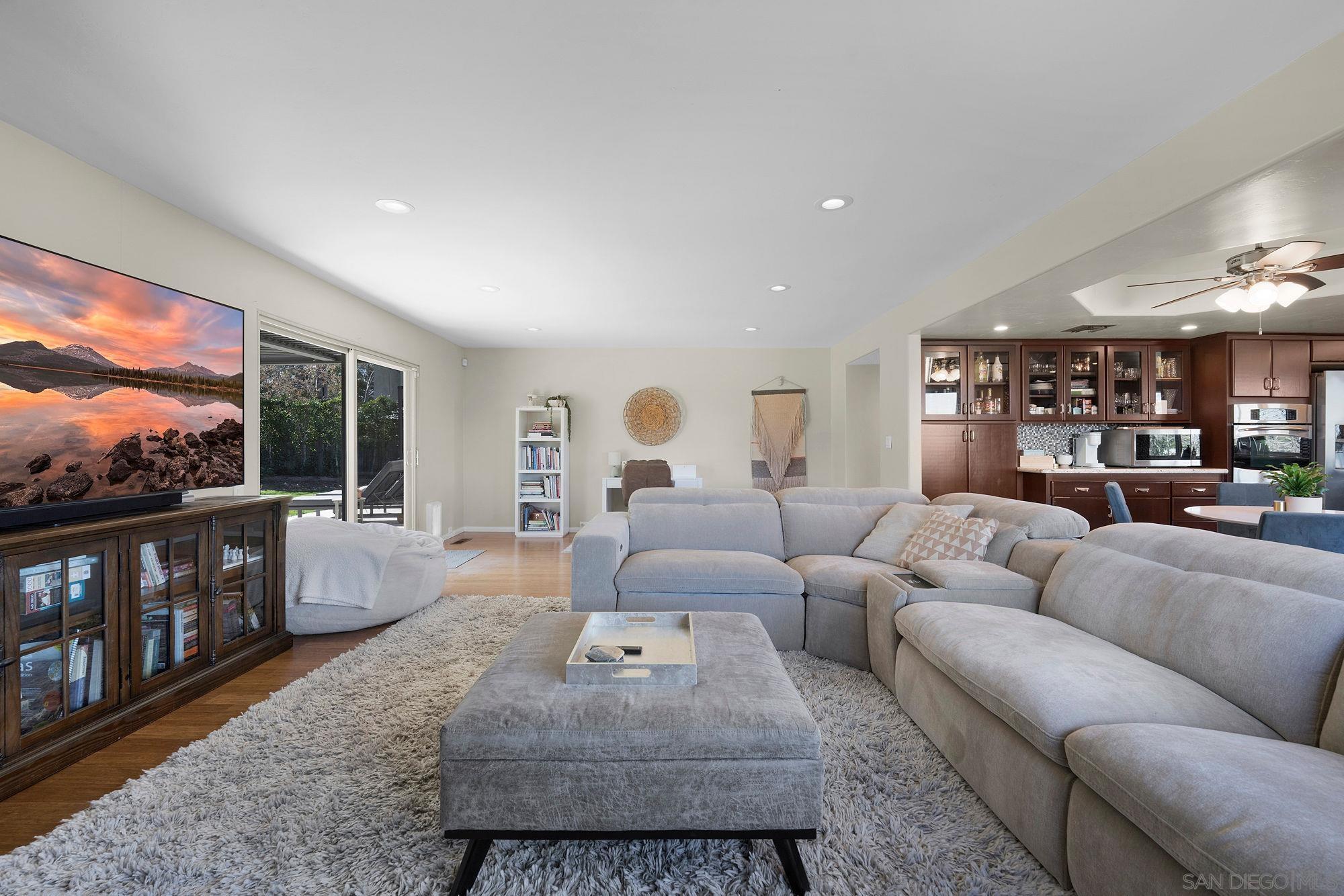 Detail Gallery Image 19 of 72 For 973  Brockton St, El Cajon,  CA 92020 - 4 Beds | 2/1 Baths