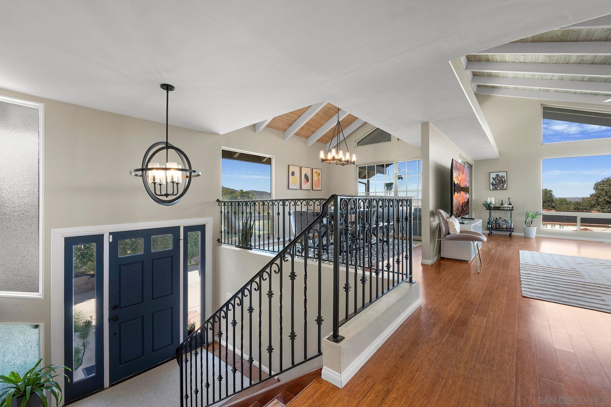 Detail Gallery Image 9 of 72 For 973  Brockton St, El Cajon,  CA 92020 - 4 Beds | 2/1 Baths