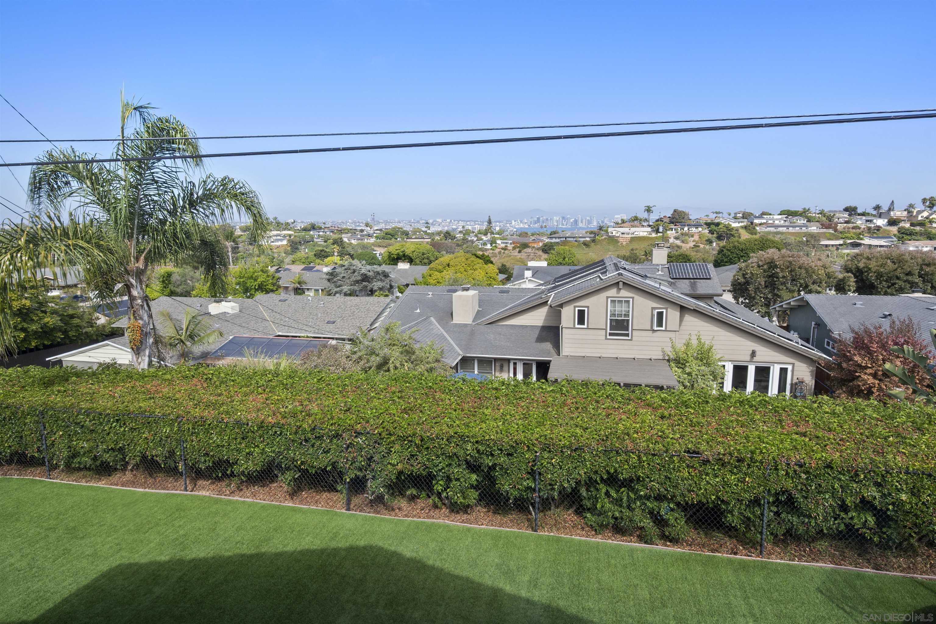 Detail Gallery Image 30 of 60 For 1151  Catalina Boulevard, San Diego,  CA 92107 - 5 Beds | 3/1 Baths