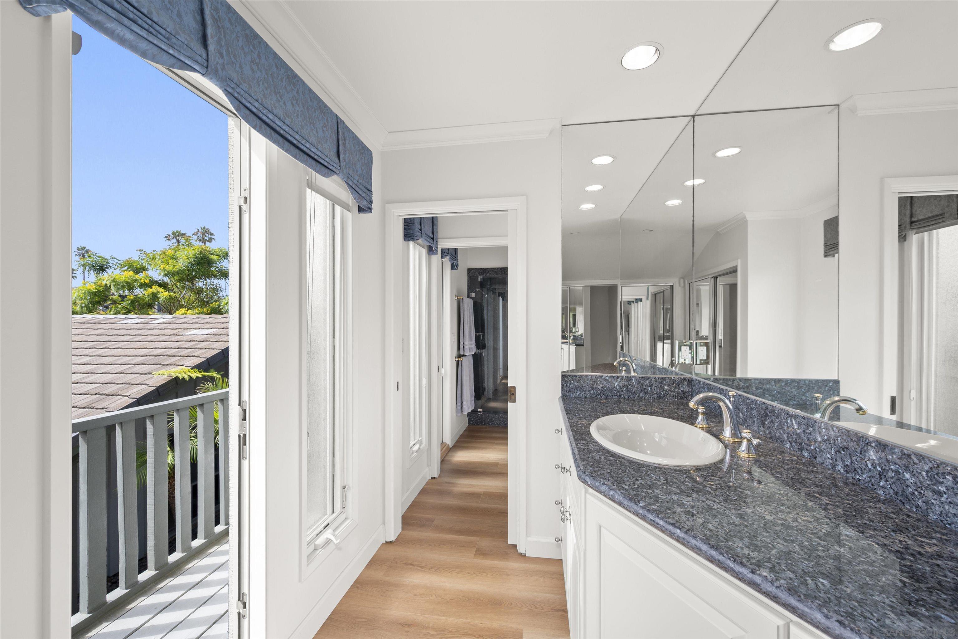 Detail Gallery Image 36 of 60 For 1151  Catalina Boulevard, San Diego,  CA 92107 - 5 Beds | 3/1 Baths
