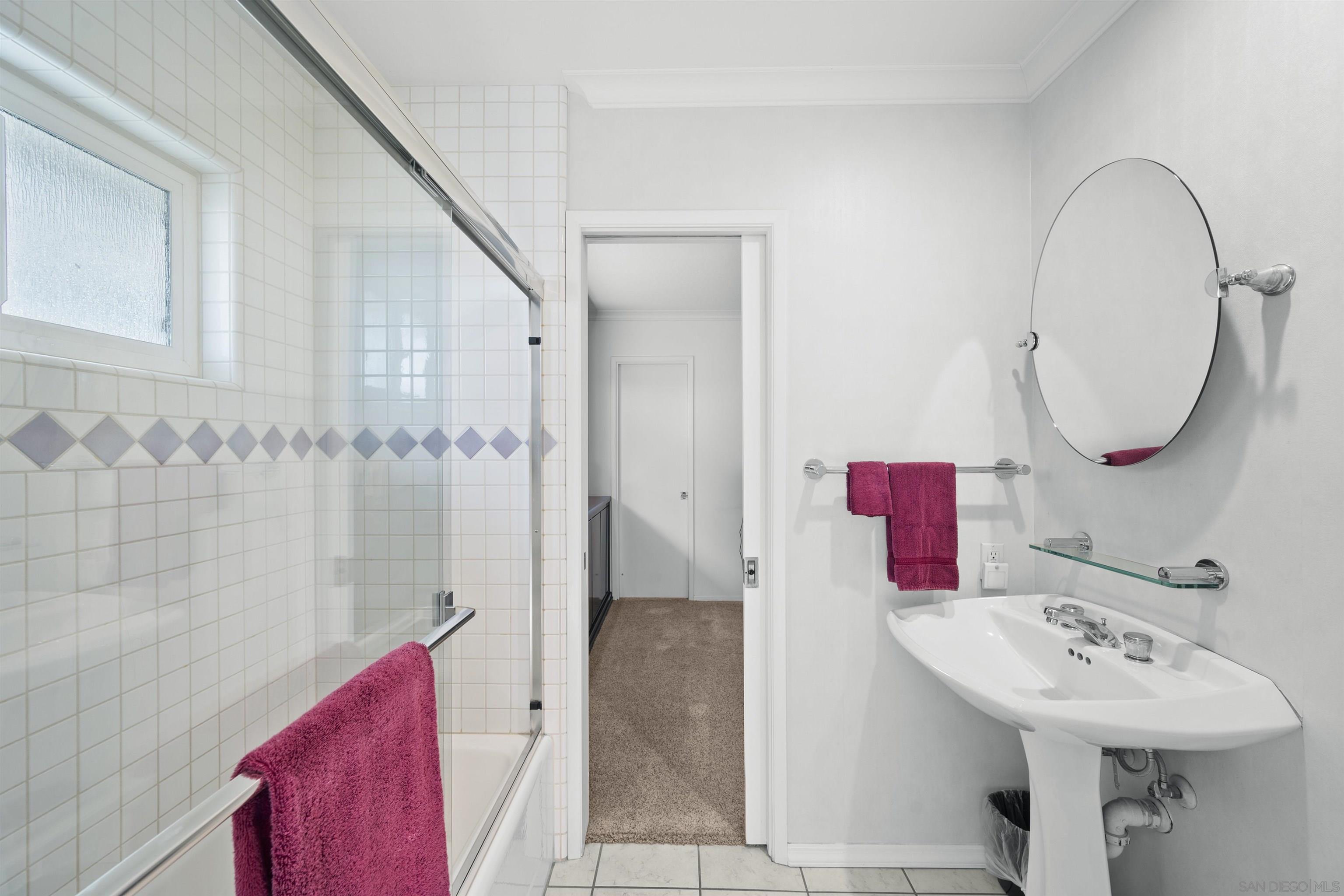 Detail Gallery Image 45 of 60 For 1151  Catalina Boulevard, San Diego,  CA 92107 - 5 Beds | 3/1 Baths