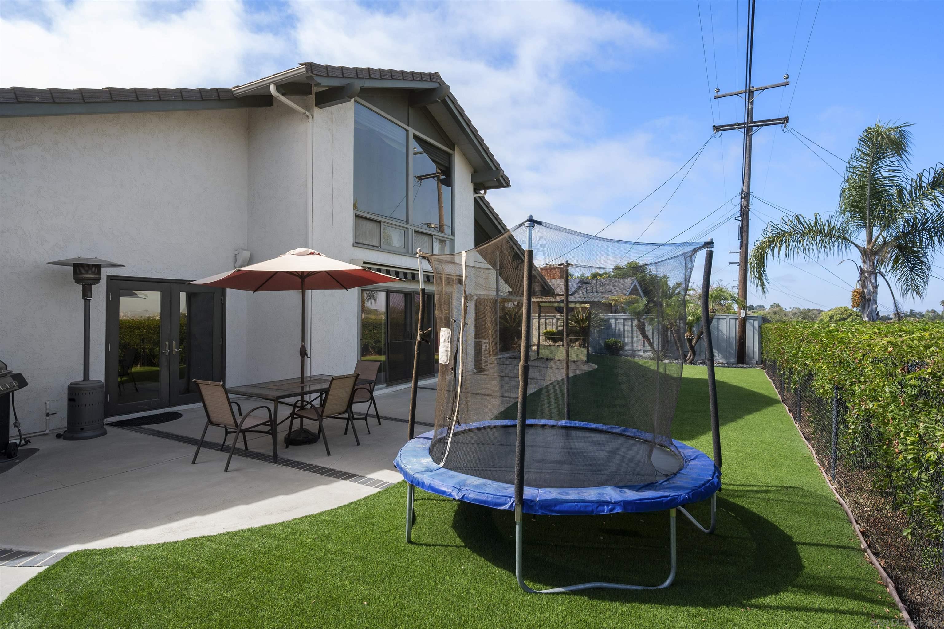 Detail Gallery Image 55 of 60 For 1151  Catalina Boulevard, San Diego,  CA 92107 - 5 Beds | 3/1 Baths