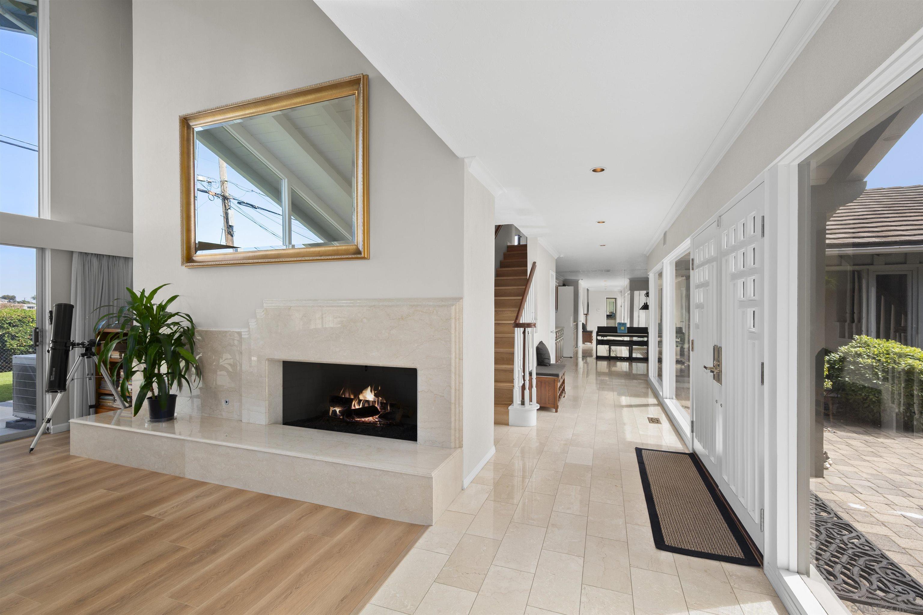 Detail Gallery Image 10 of 60 For 1151  Catalina Boulevard, San Diego,  CA 92107 - 5 Beds | 3/1 Baths