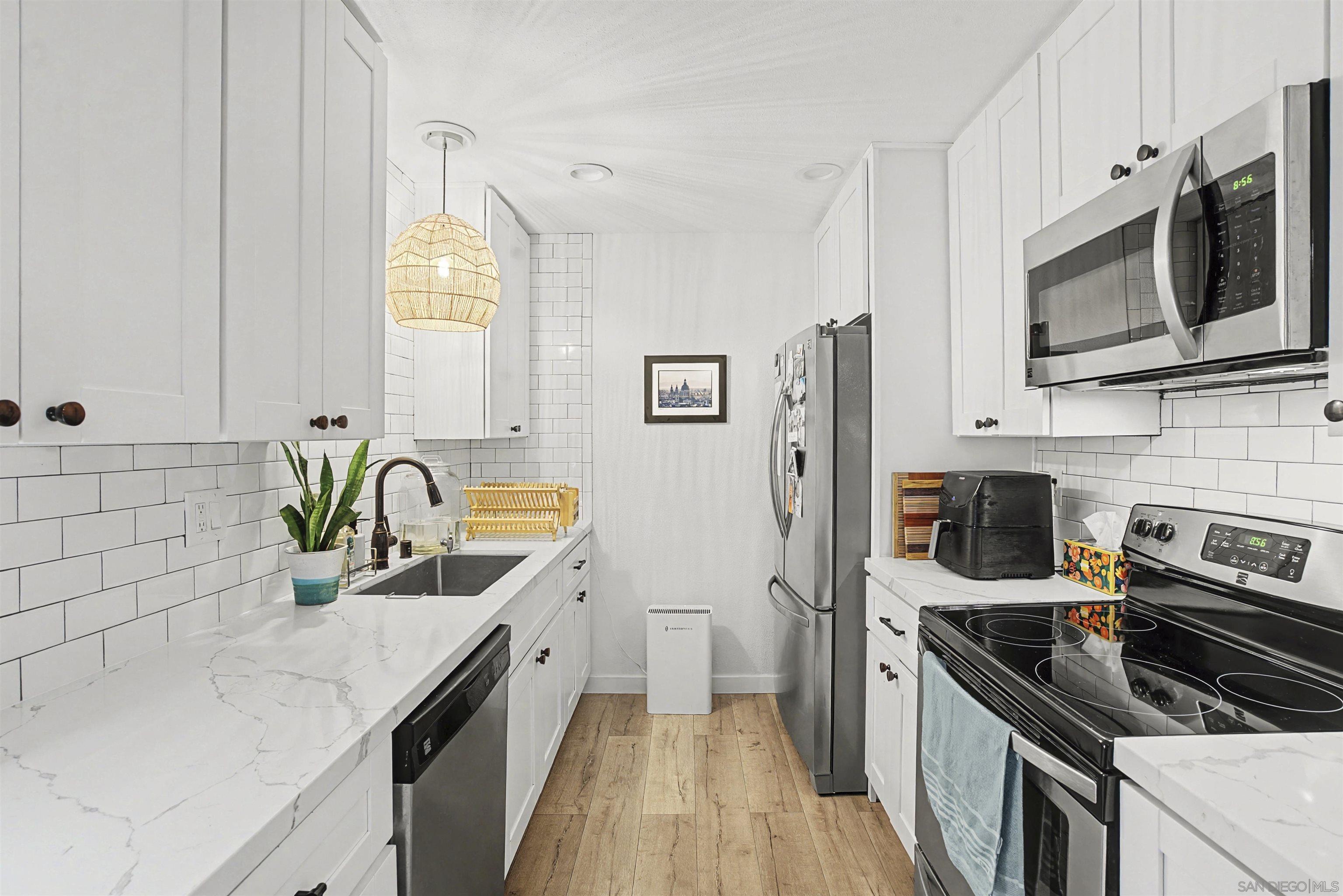 Detail Gallery Image 4 of 24 For 2380  Hosp Way  #139,  Carlsbad,  CA 92008 - 1 Beds | 1 Baths