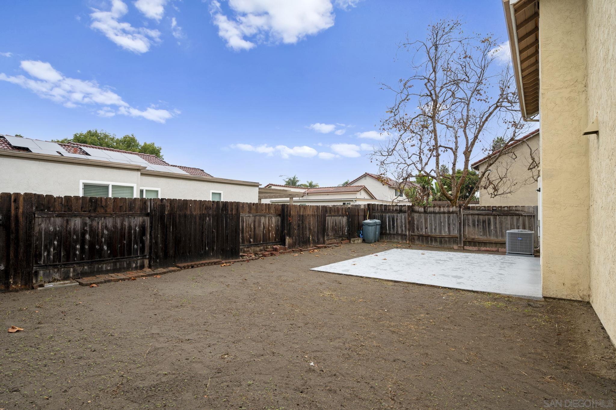 Detail Gallery Image 34 of 45 For 4468  White Pine Way, Oceanside,  CA 92057 - 3 Beds | 2/1 Baths