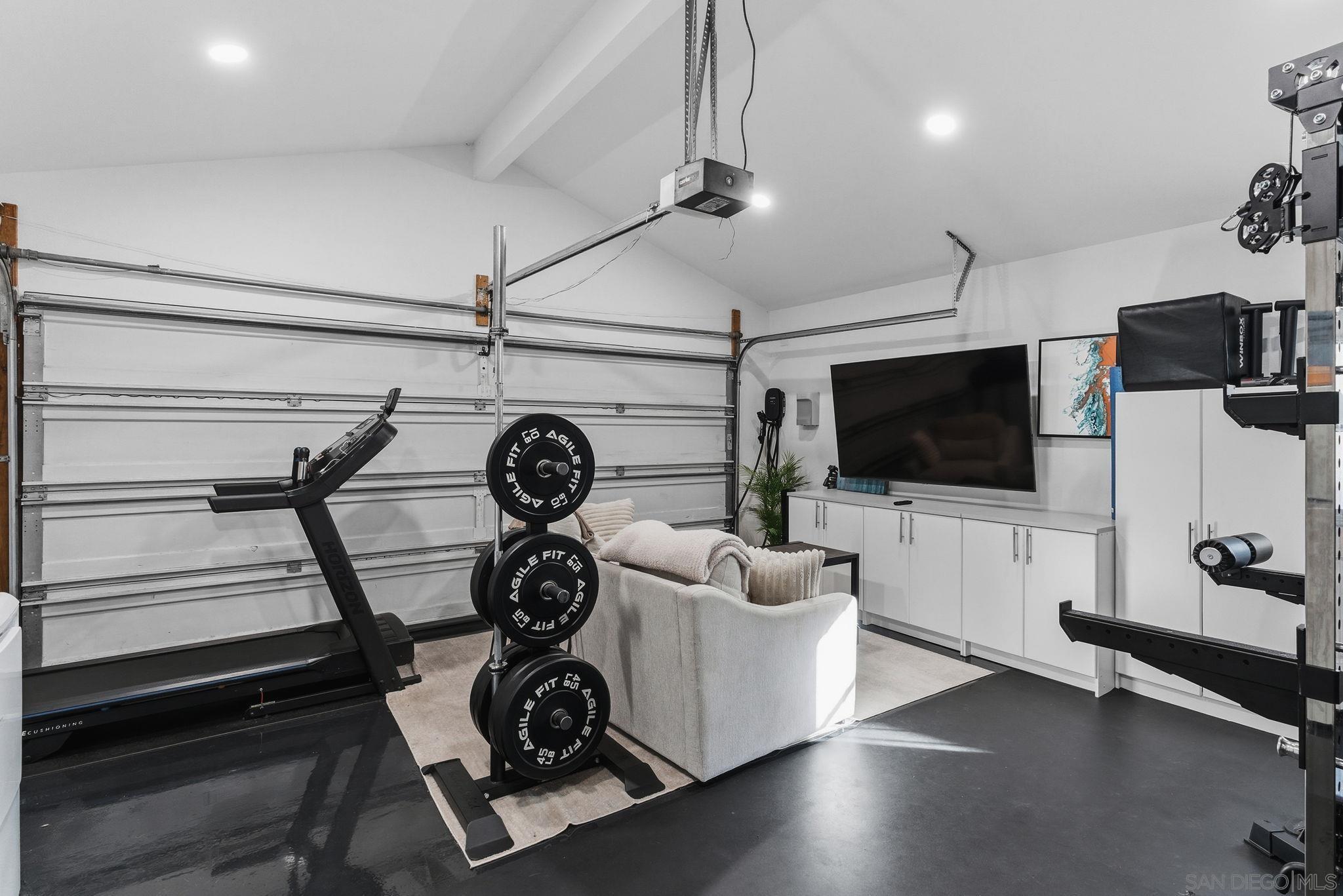 Detail Gallery Image 17 of 25 For 6652  Archwood Ave, San Diego,  CA 92120 - 3 Beds | 2 Baths