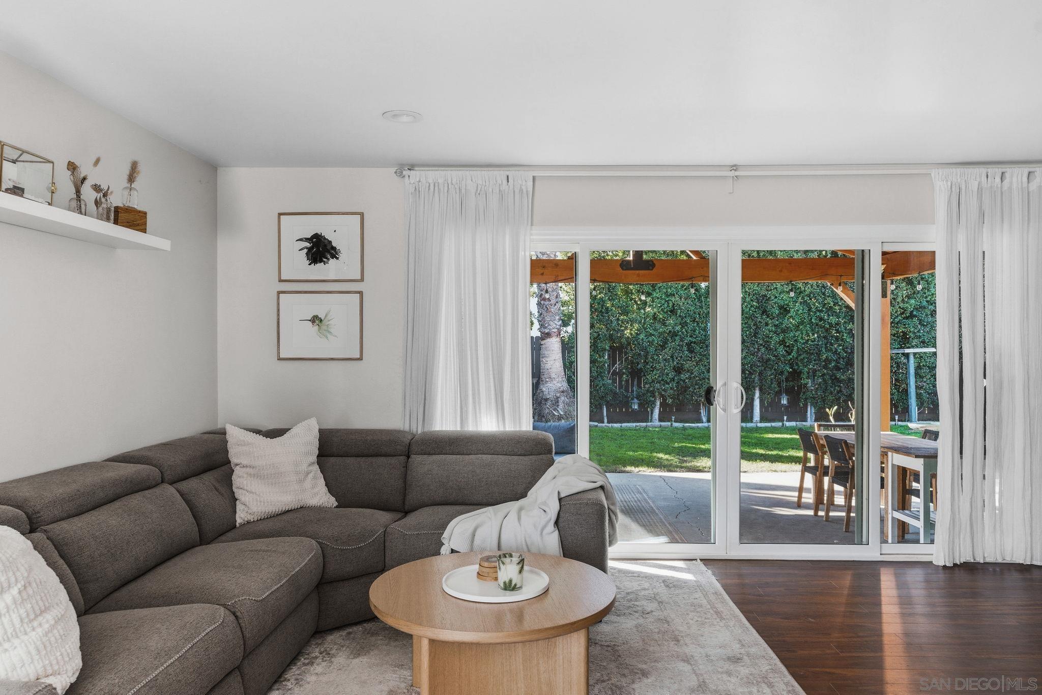 Detail Gallery Image 4 of 25 For 6652  Archwood Ave, San Diego,  CA 92120 - 3 Beds | 2 Baths