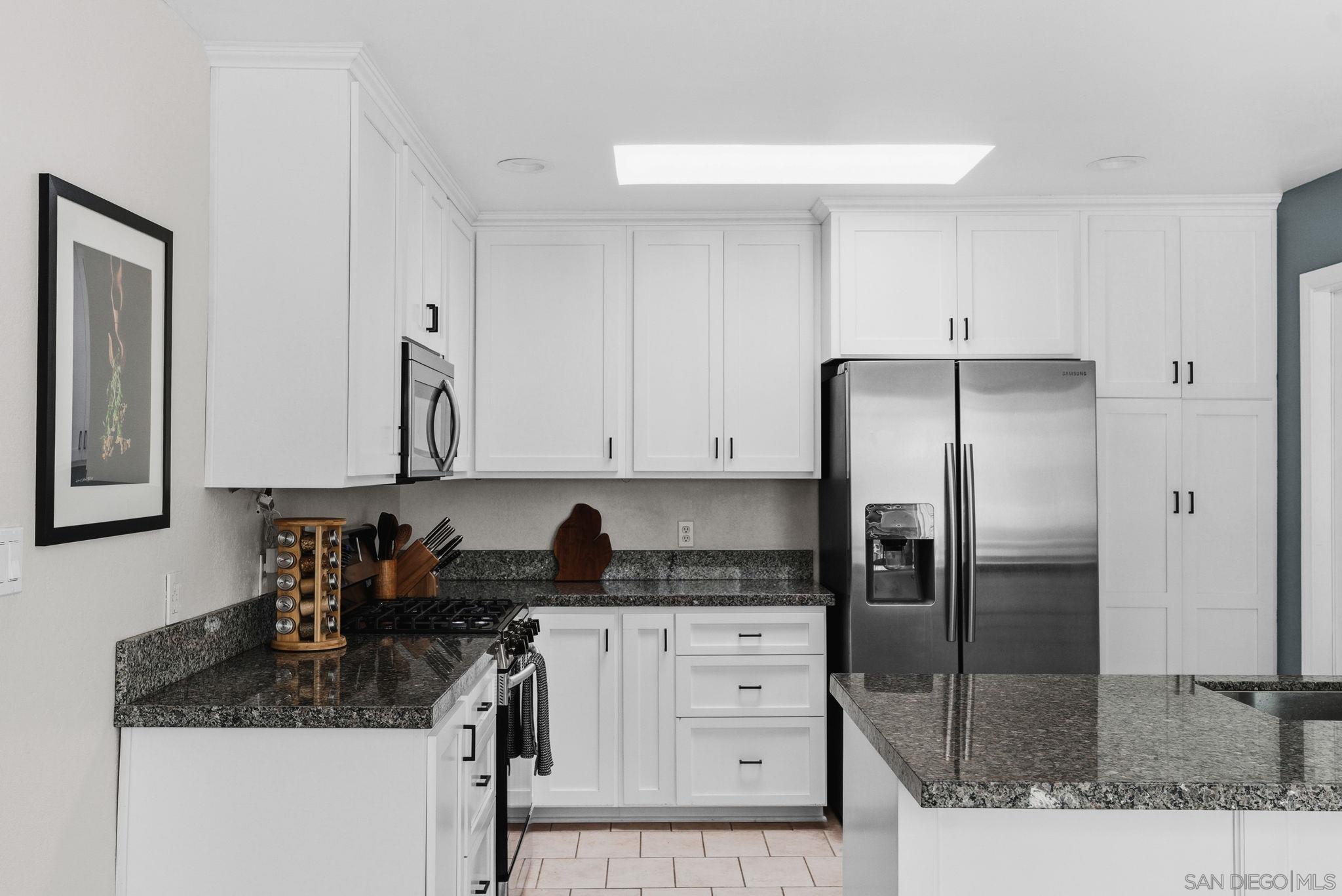 Detail Gallery Image 7 of 25 For 6652  Archwood Ave, San Diego,  CA 92120 - 3 Beds | 2 Baths