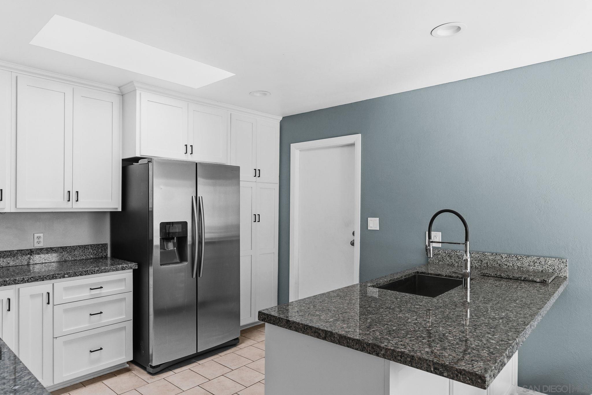 Detail Gallery Image 8 of 25 For 6652  Archwood Ave, San Diego,  CA 92120 - 3 Beds | 2 Baths