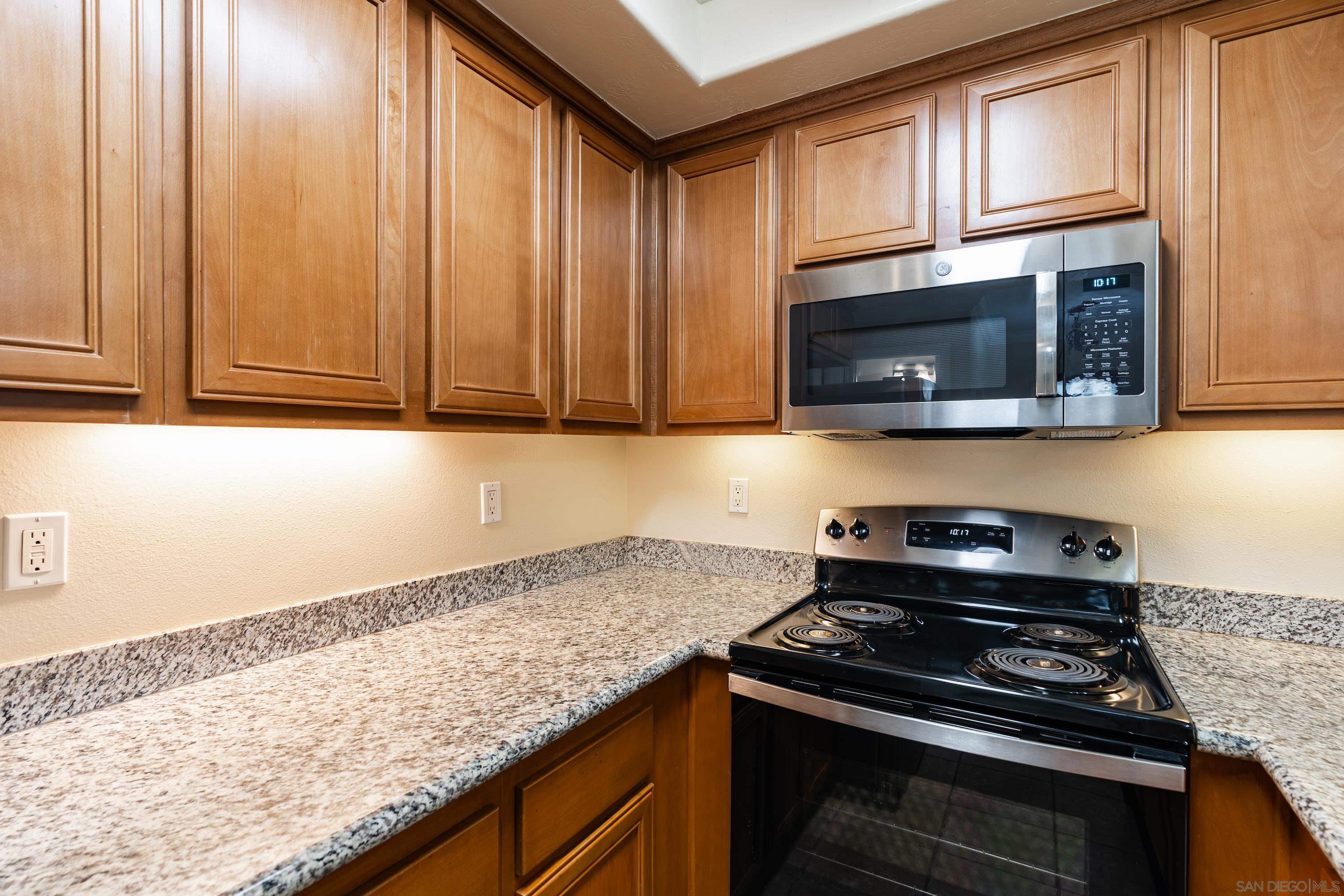 Detail Gallery Image 10 of 25 For 4212  48th  #2,  San Diego,  CA 92115 - 1 Beds | 1 Baths