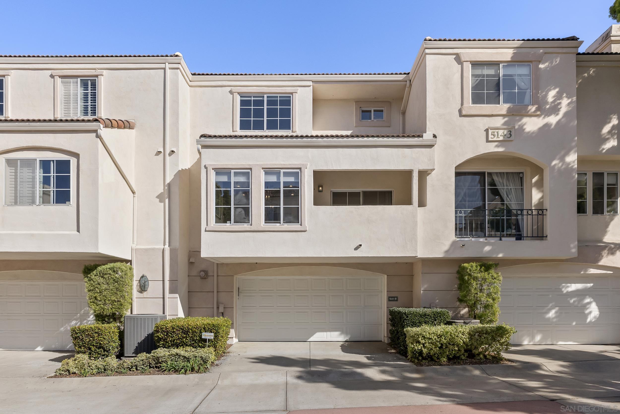 Detail Gallery Image 32 of 41 For 5143  Renaissance Ave  #B,  San Diego,  CA 92122 - 2 Beds | 2/1 Baths