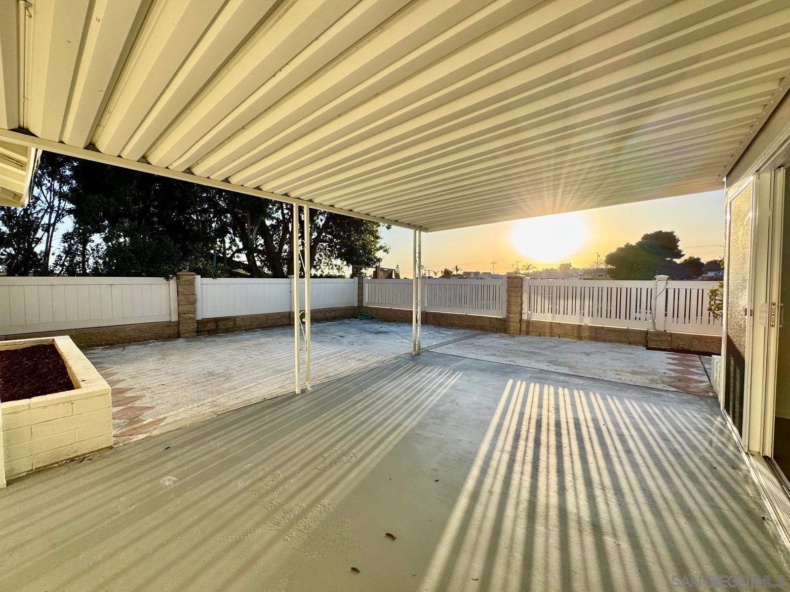 Front Image Thumbnail for SD260002594