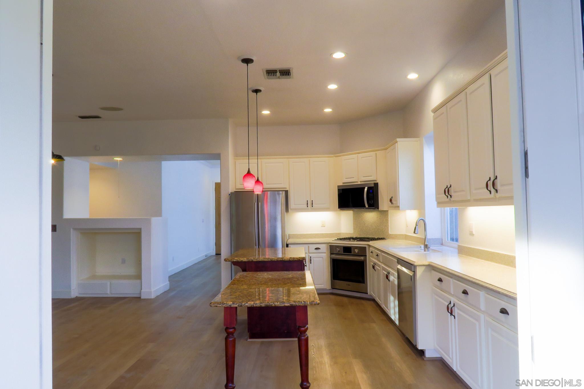 Detail Gallery Image 16 of 33 For 1220  Exeter Way, Brentwood,  CA 94513 - 3 Beds | 2 Baths