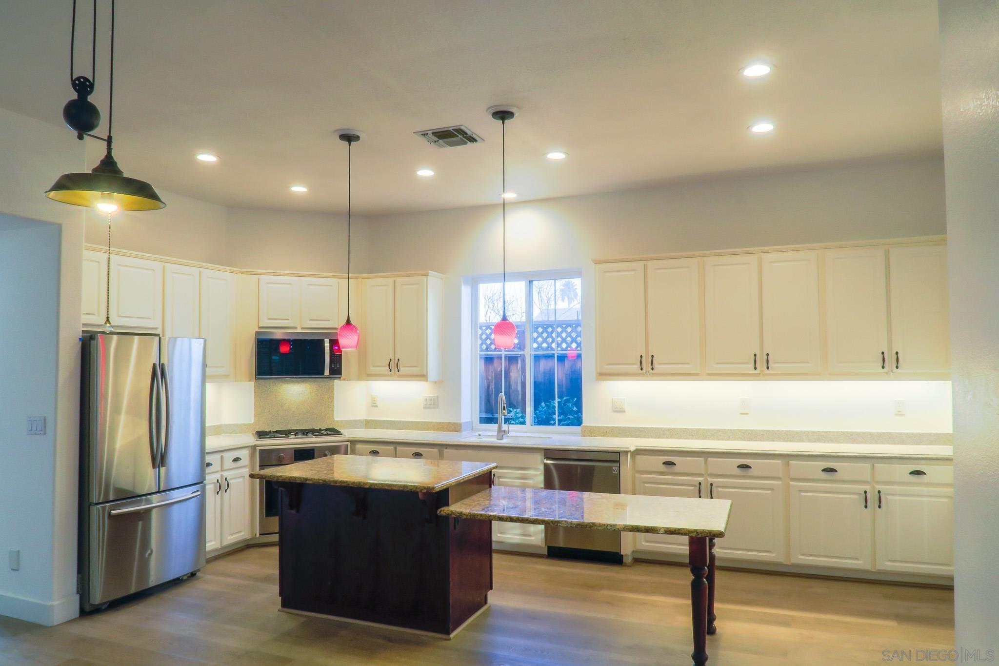 Detail Gallery Image 9 of 33 For 1220  Exeter Way, Brentwood,  CA 94513 - 3 Beds | 2 Baths