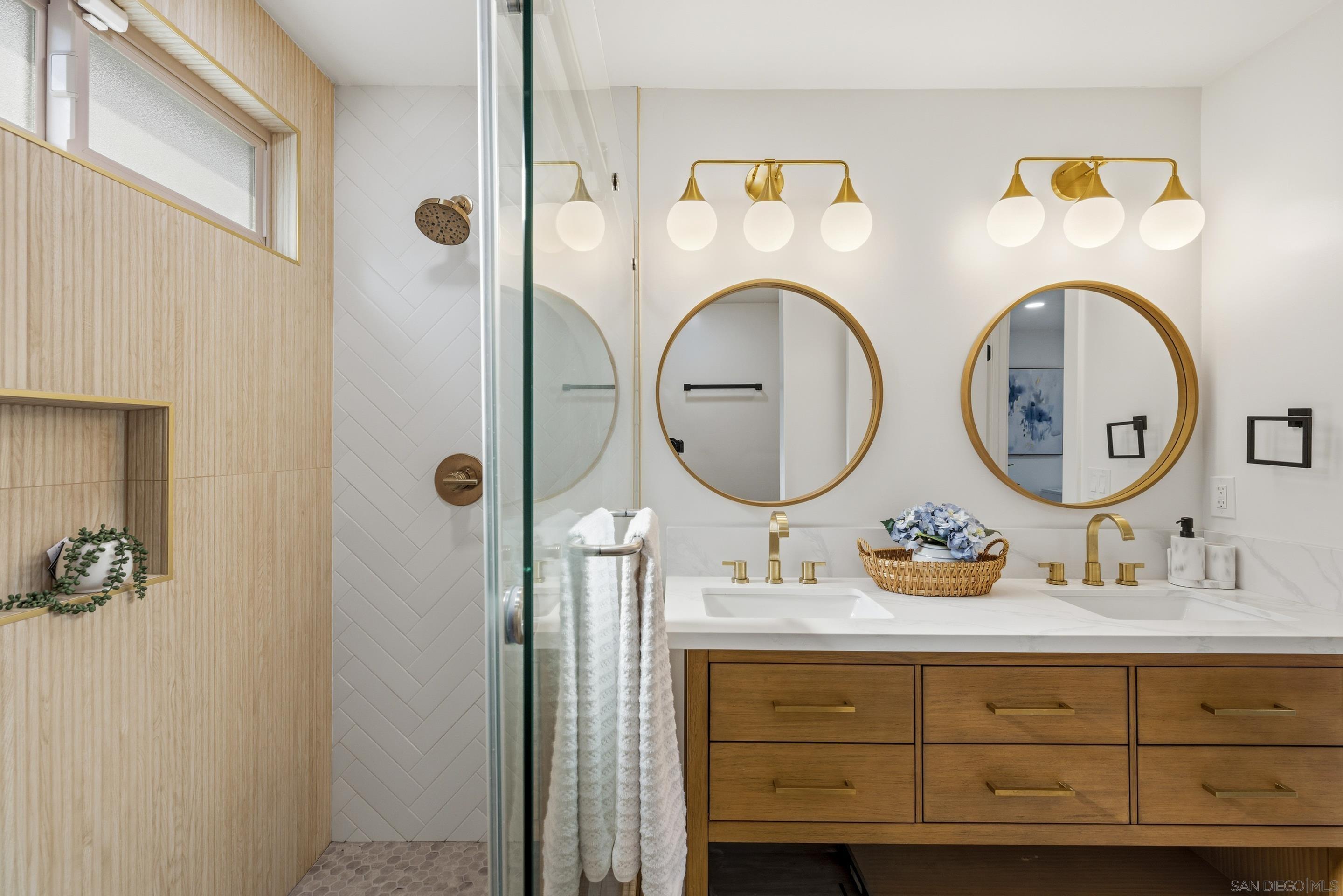 Detail Gallery Image 21 of 33 For 4716  Murat Pl, San Diego,  CA 92117 - 4 Beds | 3 Baths