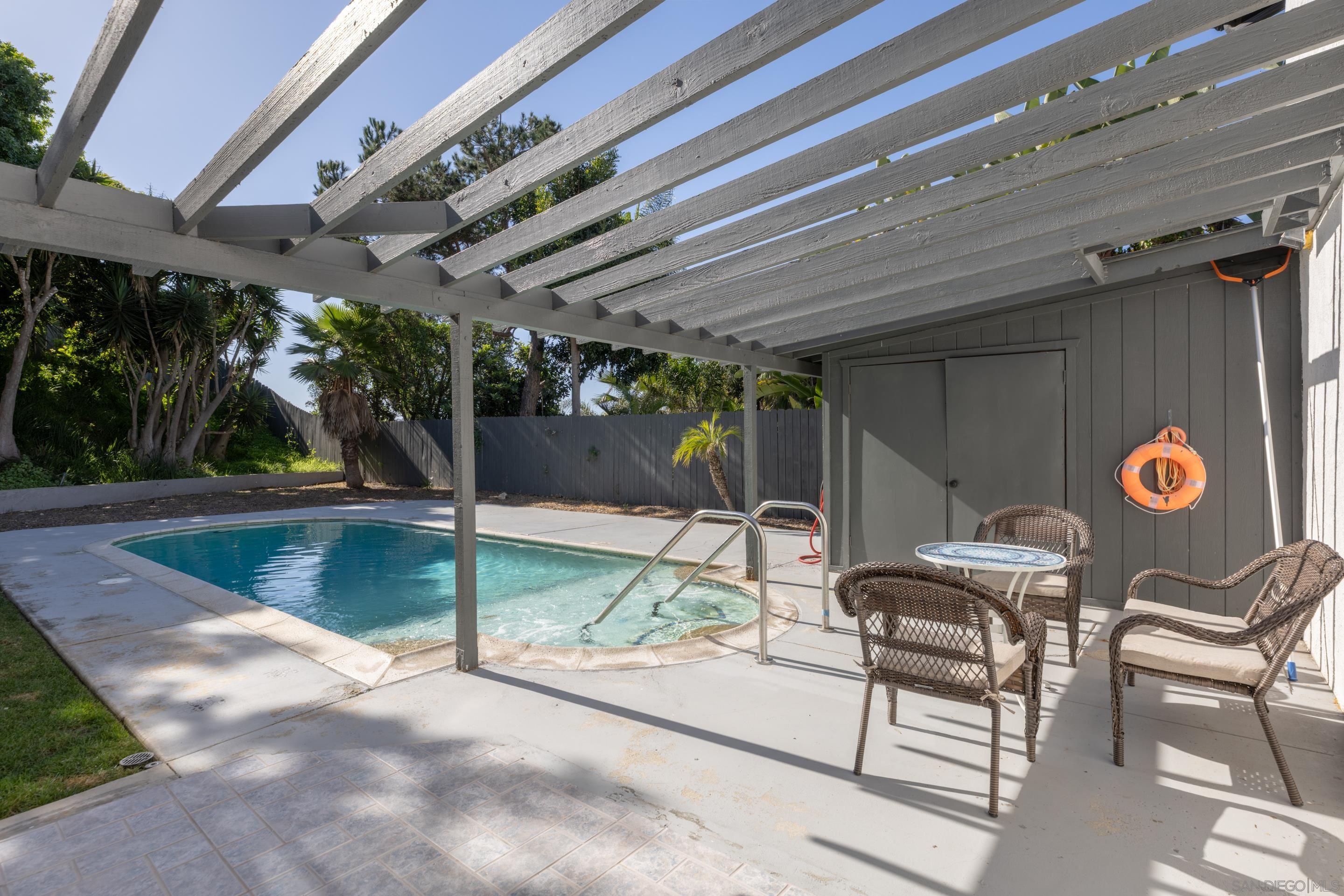 Detail Gallery Image 25 of 33 For 4716  Murat Pl, San Diego,  CA 92117 - 4 Beds | 3 Baths