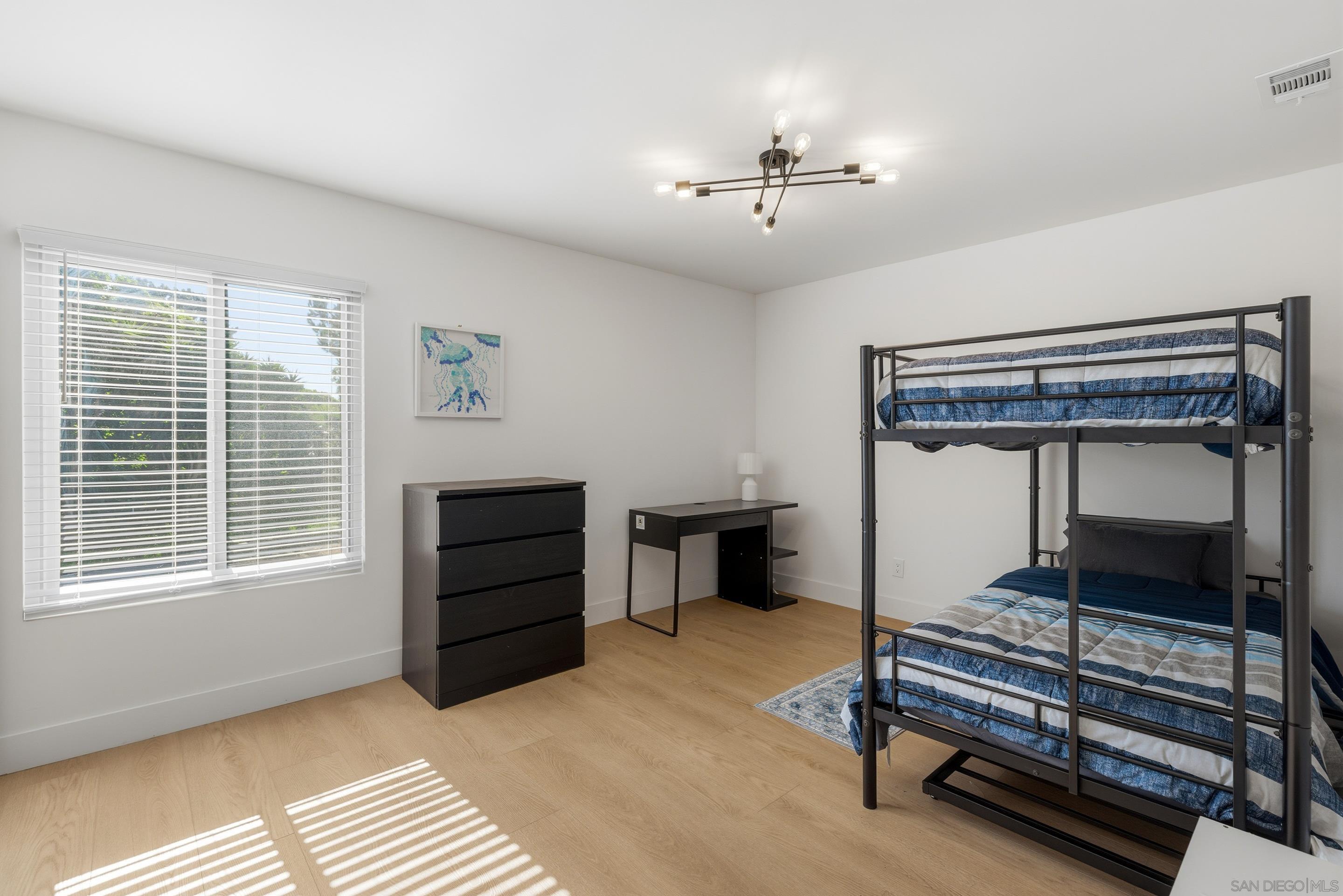 Detail Gallery Image 31 of 33 For 4716  Murat Pl, San Diego,  CA 92117 - 4 Beds | 3 Baths