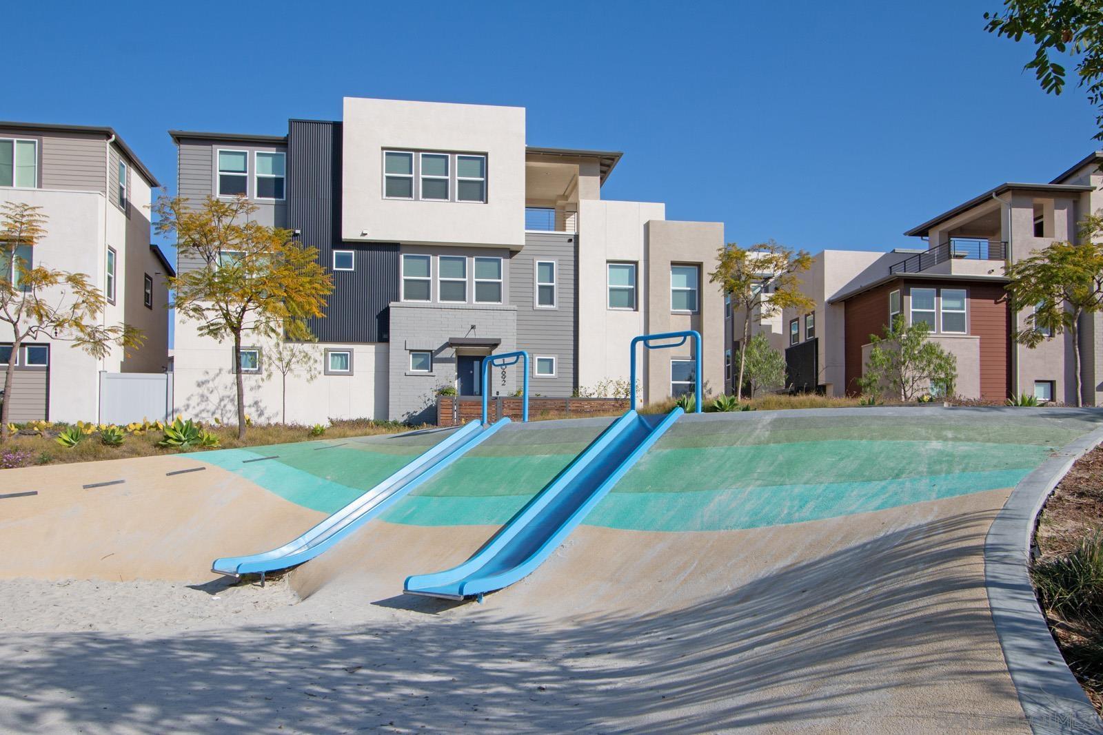 Detail Gallery Image 34 of 37 For 10475  Galen Way, San Diego,  CA 92126 - 3 Beds | 2 Baths