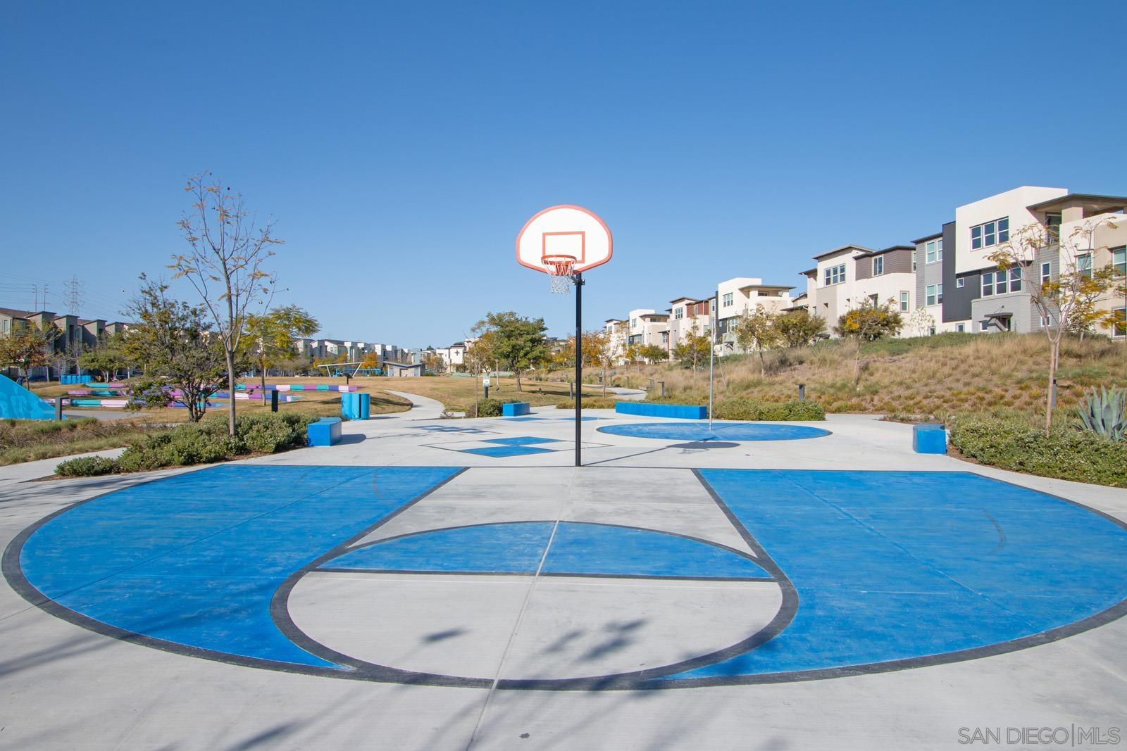 Detail Gallery Image 36 of 37 For 10475  Galen Way, San Diego,  CA 92126 - 3 Beds | 2 Baths