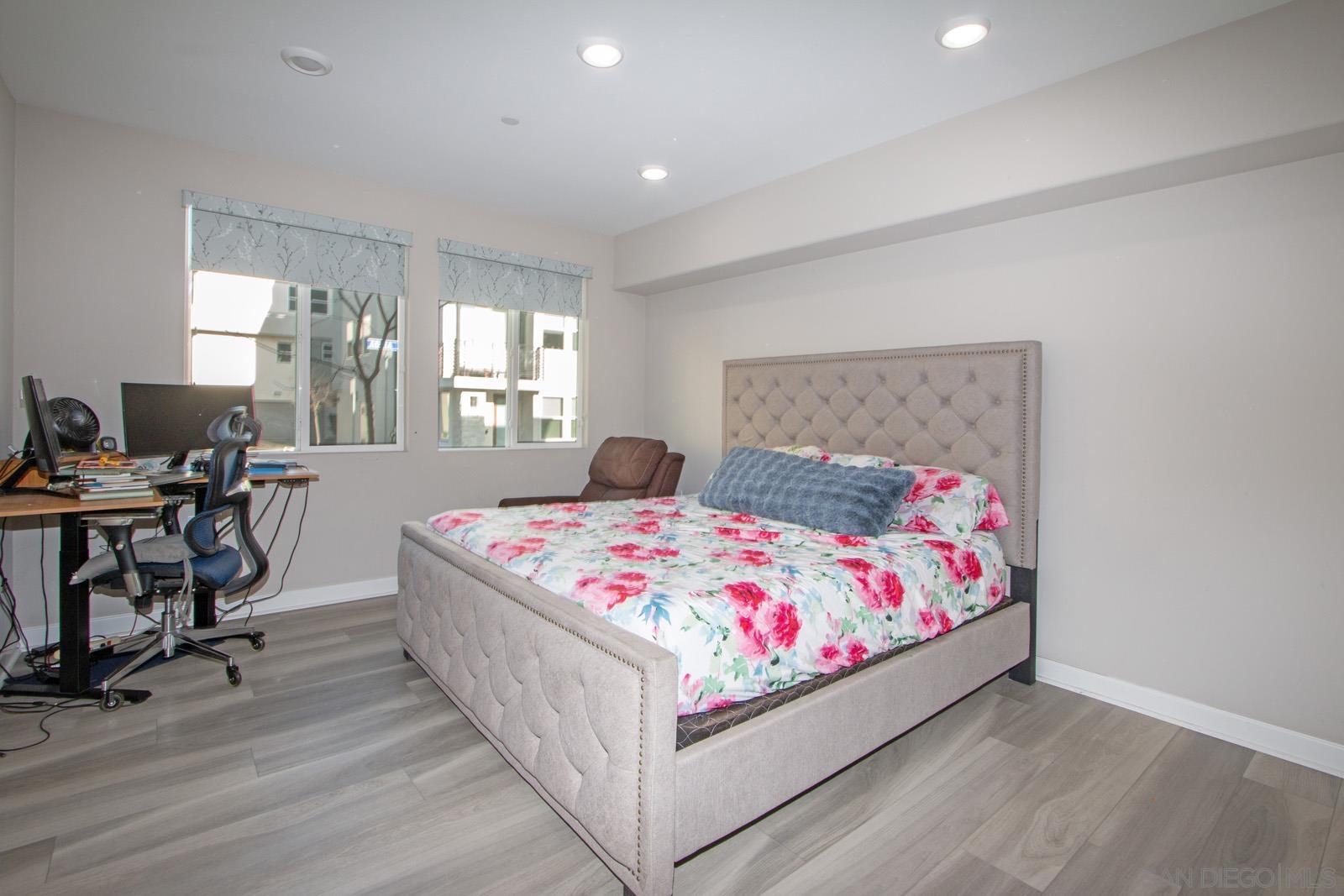 Detail Gallery Image 10 of 37 For 10475  Galen Way, San Diego,  CA 92126 - 3 Beds | 2 Baths