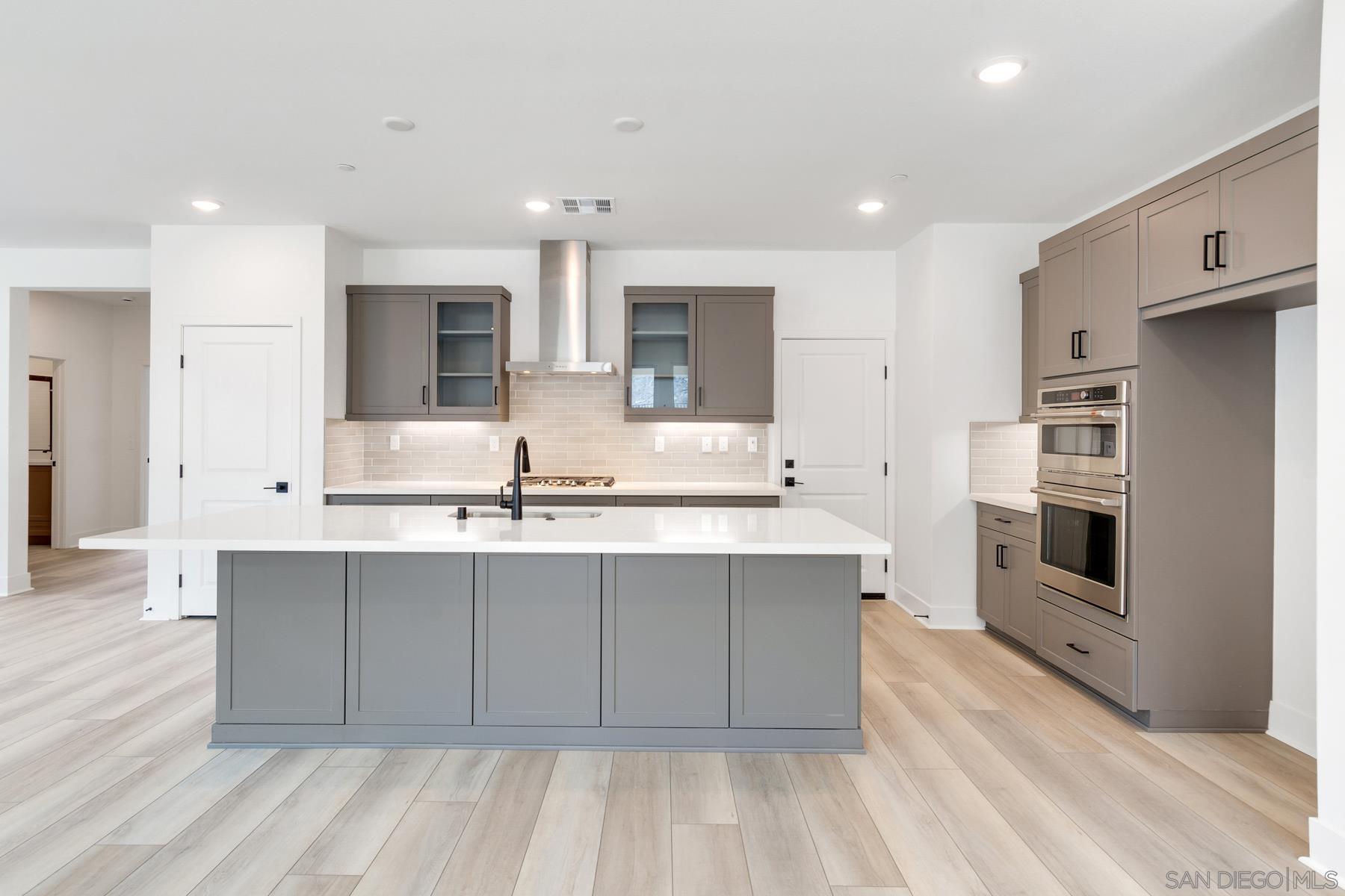 Detail Gallery Image 8 of 25 For 703  Meadowood St Lot 327  #LOT 327,  Fallbrook,  CA 92028 - 4 Beds | 3 Baths