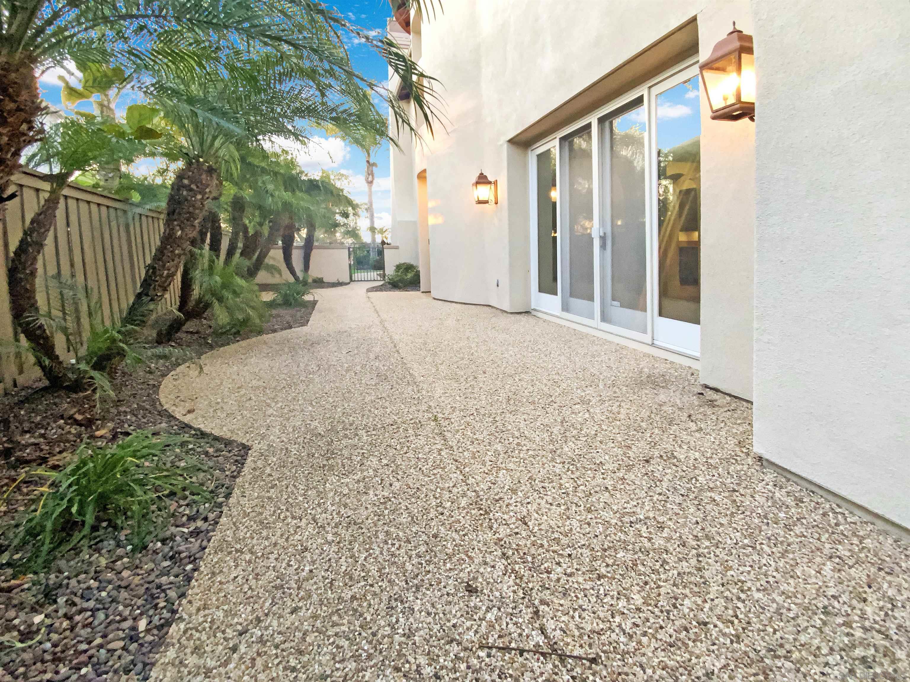 Detail Gallery Image 7 of 54 For 6263  Paseo Callado, Carlsbad,  CA 92009 - 3 Beds | 4/1 Baths