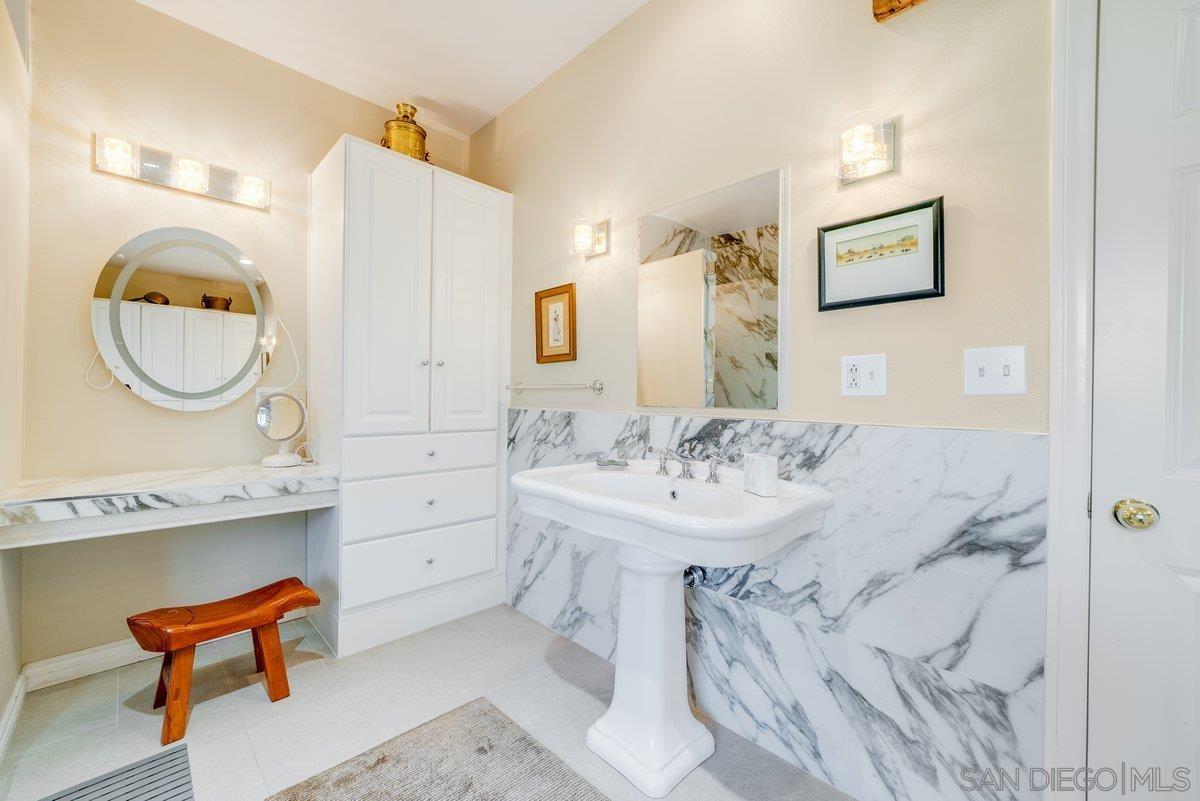 Detail Gallery Image 18 of 73 For 1  Saddle Creek Rd, Fallbrook,  CA 92028 - 4 Beds | 3 Baths