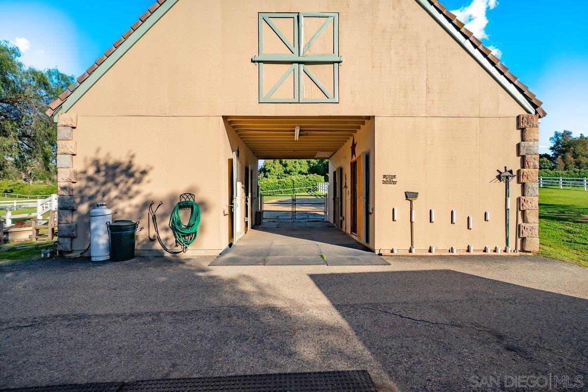 Detail Gallery Image 53 of 73 For 1  Saddle Creek Rd, Fallbrook,  CA 92028 - 4 Beds | 3 Baths