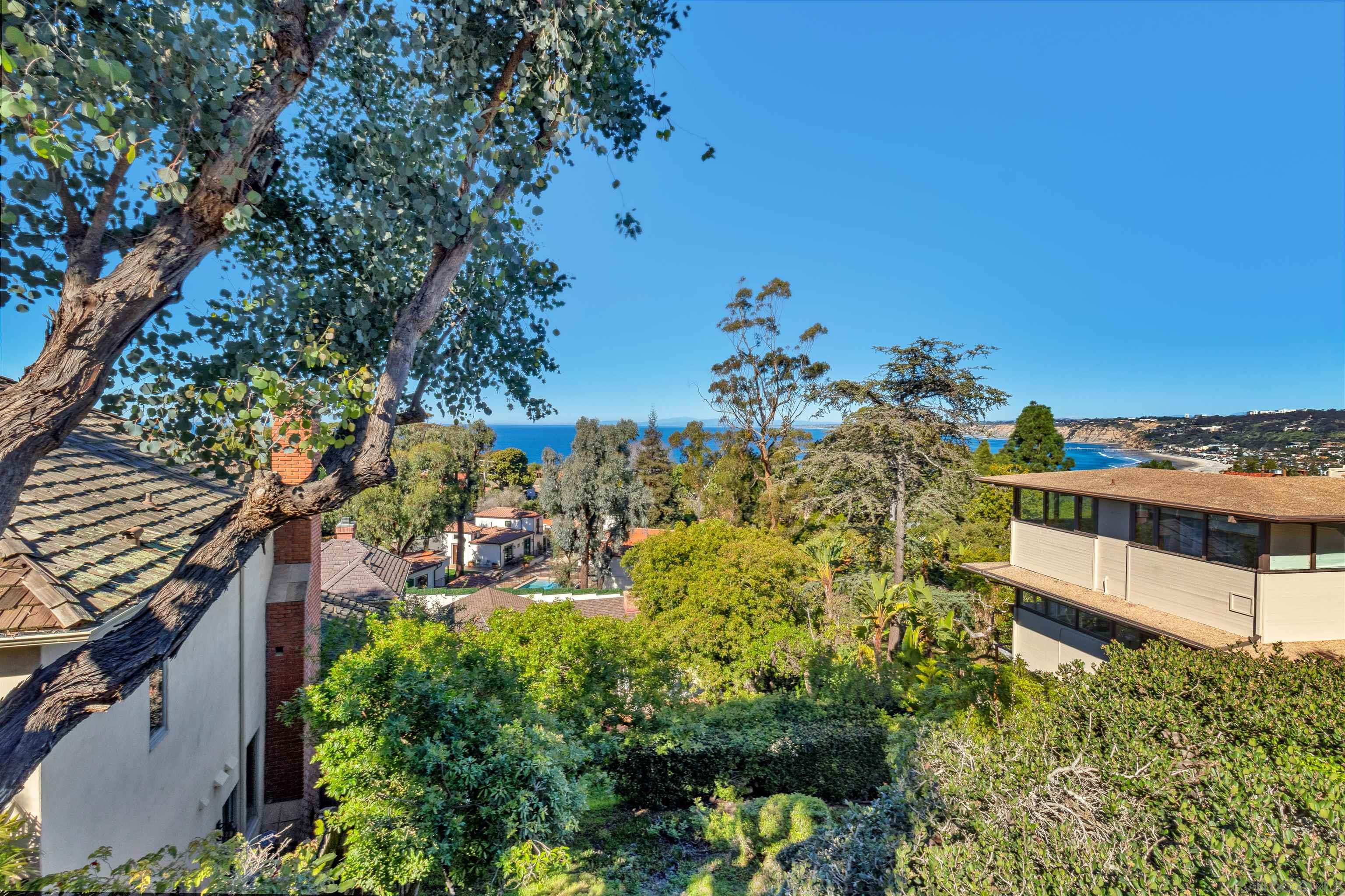 Detail Gallery Image 3 of 30 For 1617  Soledad Ave, La Jolla,  CA 92037 - 2 Beds | 2 Baths