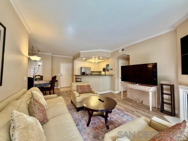 Front Image Thumbnail for SD260002611