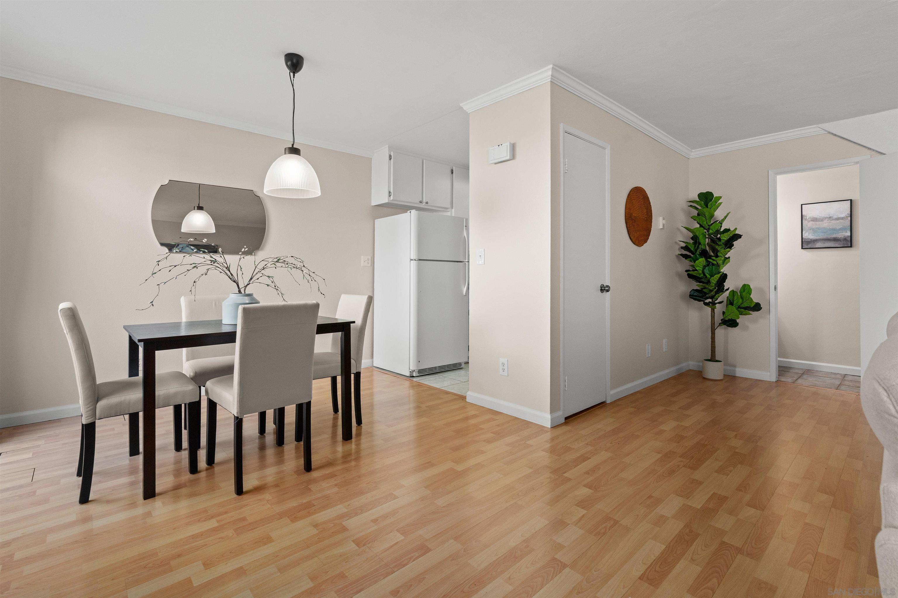 Detail Gallery Image 13 of 41 For 11052  via San Marco, San Diego,  CA 92129 - 2 Beds | 1/1 Baths