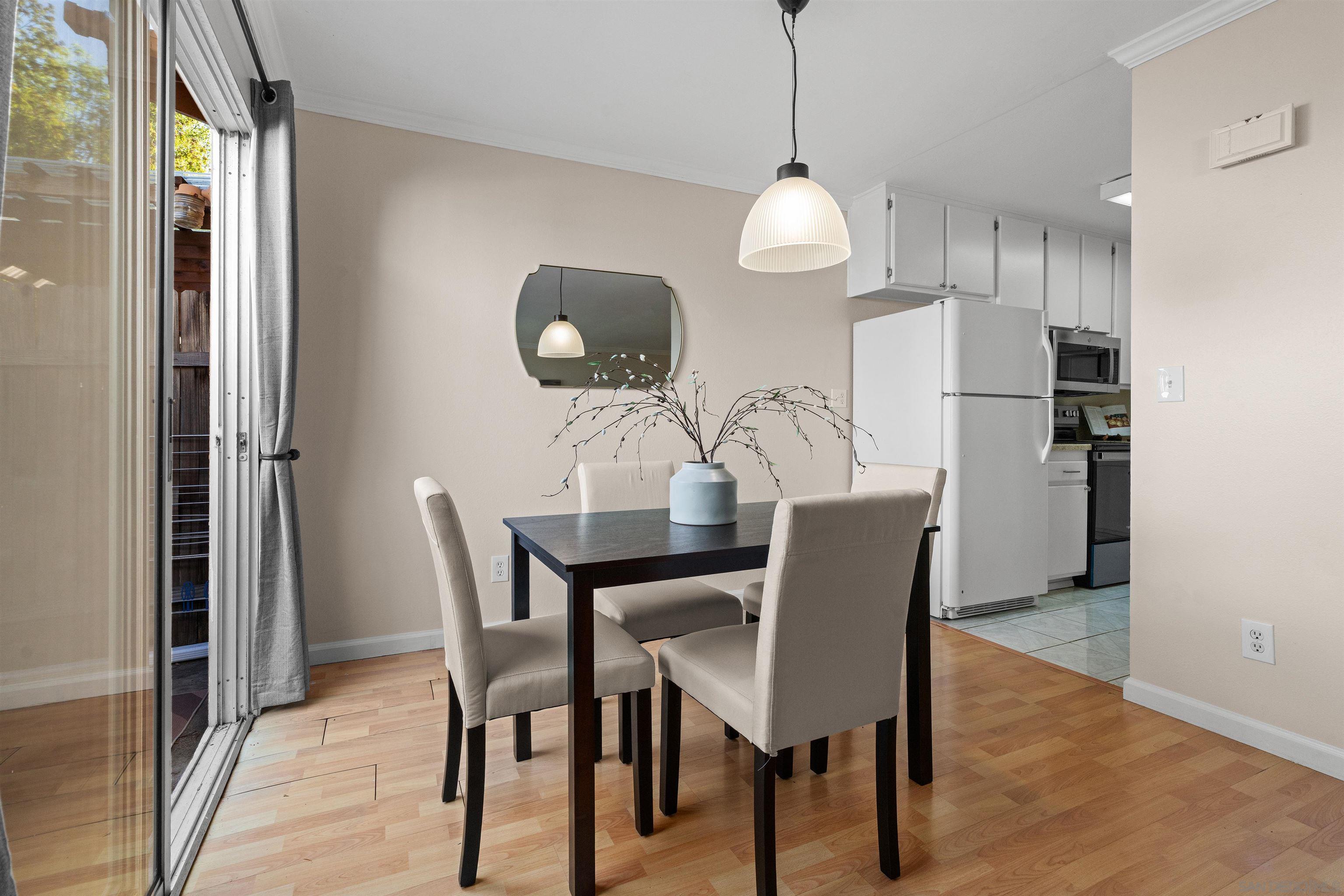 Detail Gallery Image 15 of 41 For 11052  via San Marco, San Diego,  CA 92129 - 2 Beds | 1/1 Baths