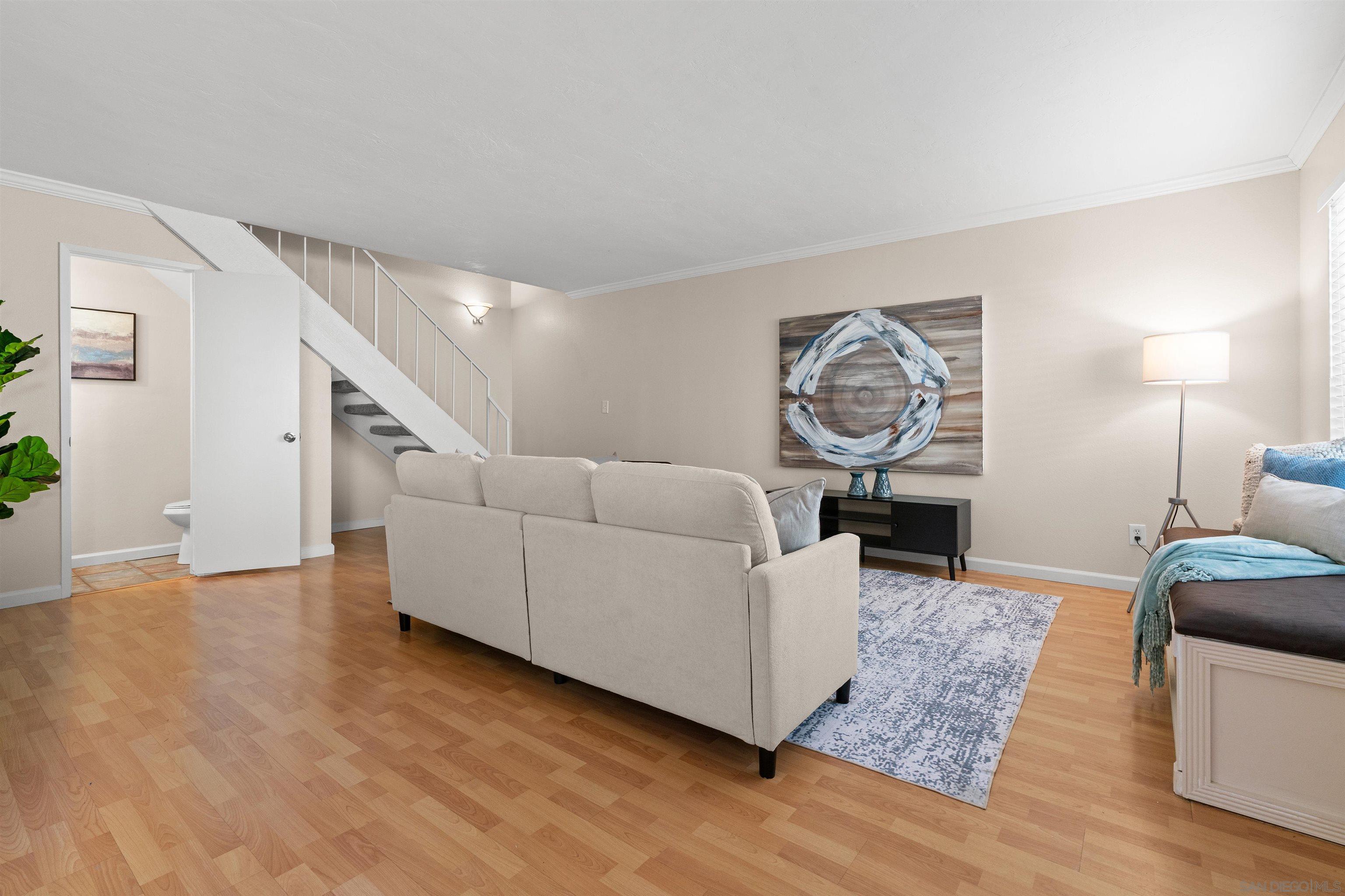 Detail Gallery Image 7 of 41 For 11052  via San Marco, San Diego,  CA 92129 - 2 Beds | 1/1 Baths