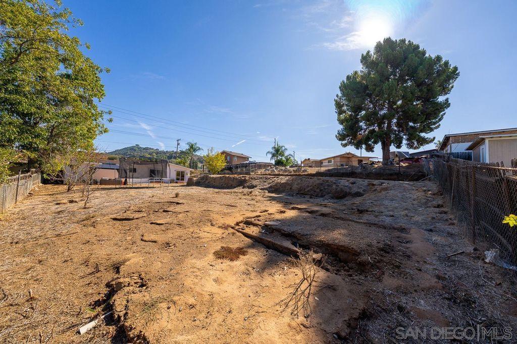 Detail Gallery Image 21 of 27 For 1225 S Citrus Ave, Escondido,  CA 92027 - 3 Beds | 2 Baths