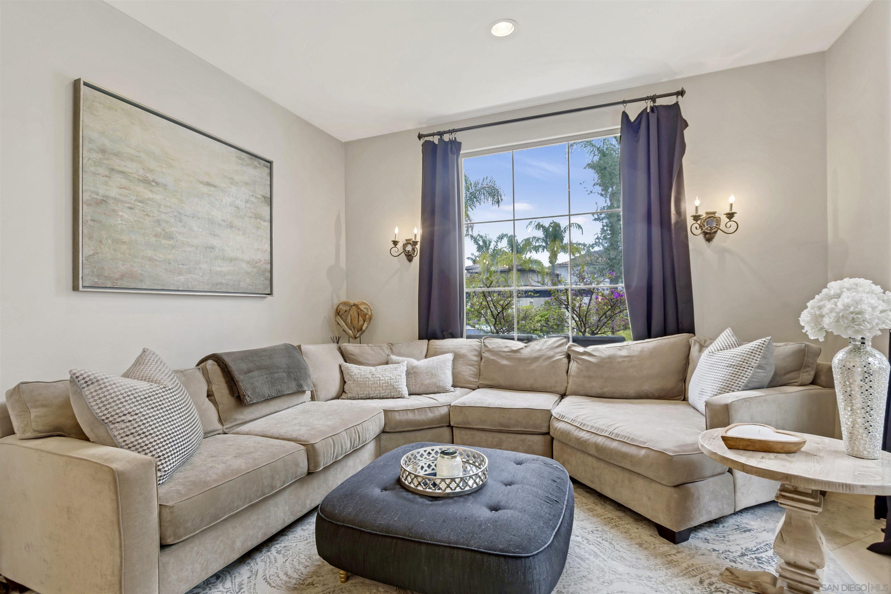 Detail Gallery Image 3 of 25 For 4229  via Mira Monte, Agoura Hills,  CA 91301 - 3 Beds | 2/1 Baths