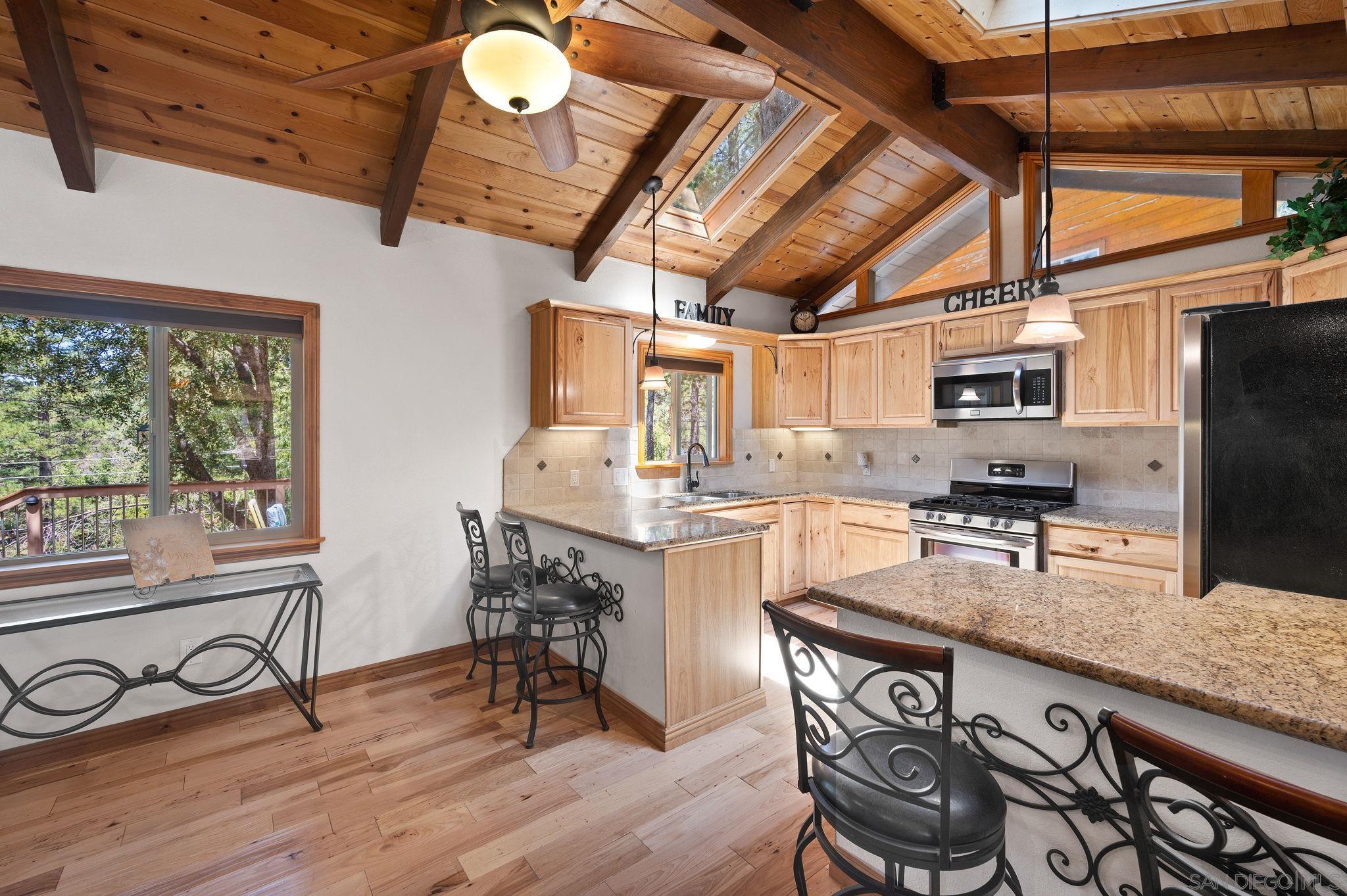 Detail Gallery Image 2 of 53 For 27720  Saunders Meadow Rd, Idyllwild,  CA 92549 - 3 Beds | 2/1 Baths