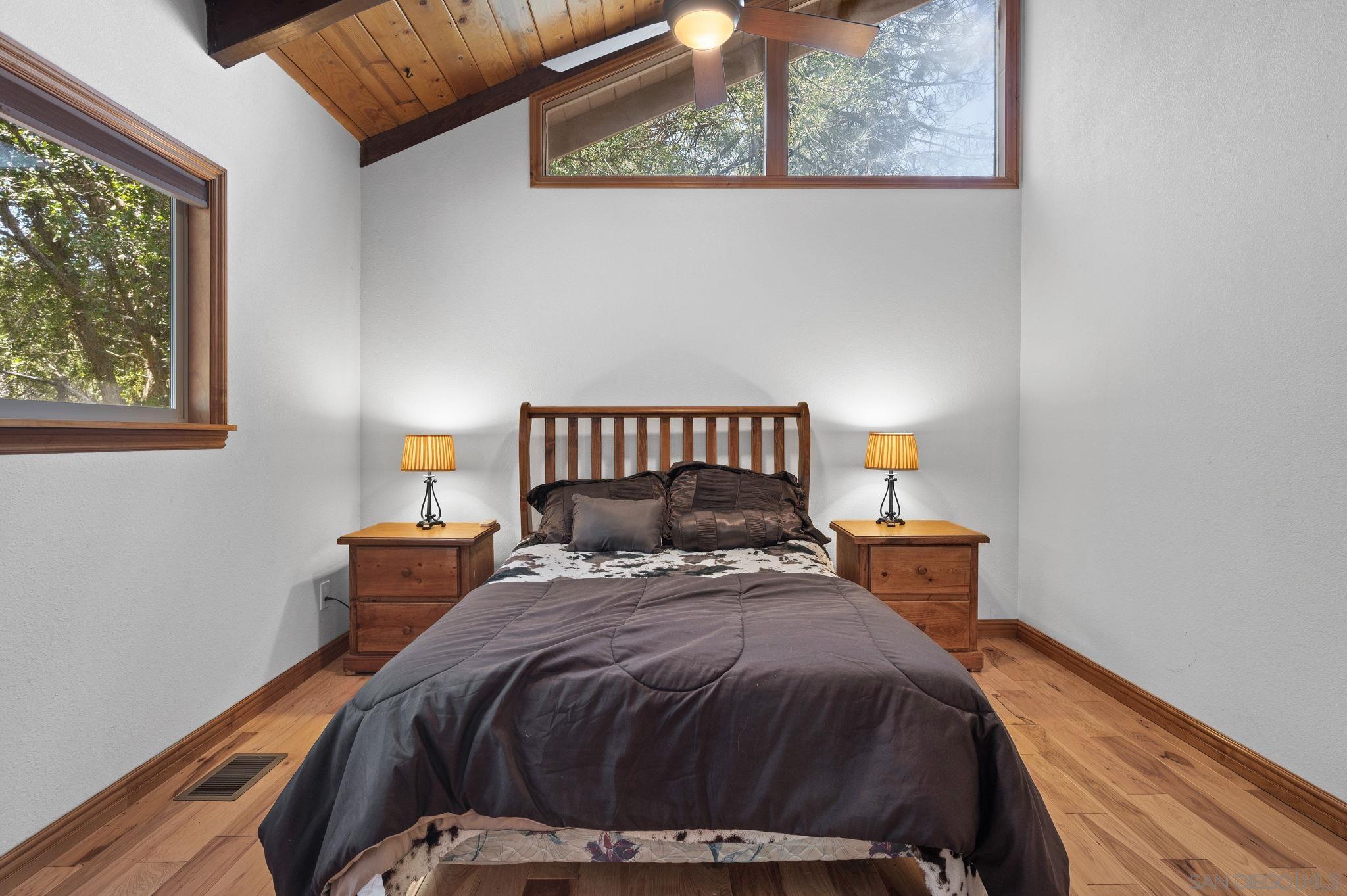 Detail Gallery Image 21 of 53 For 27720  Saunders Meadow Rd, Idyllwild,  CA 92549 - 3 Beds | 2/1 Baths