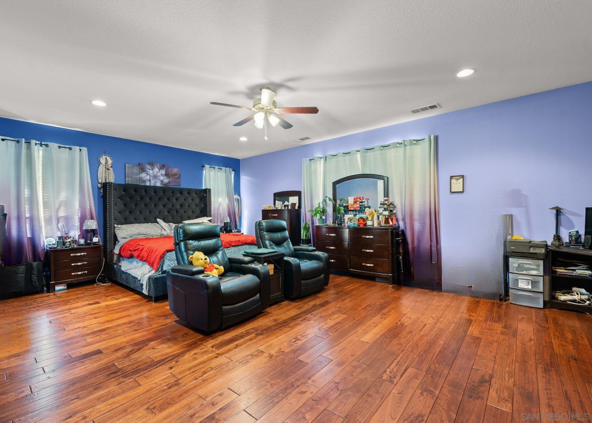 Detail Gallery Image 6 of 8 For 30487  White Fir Dr, Menifee,  CA 92584 - 6 Beds | 4 Baths