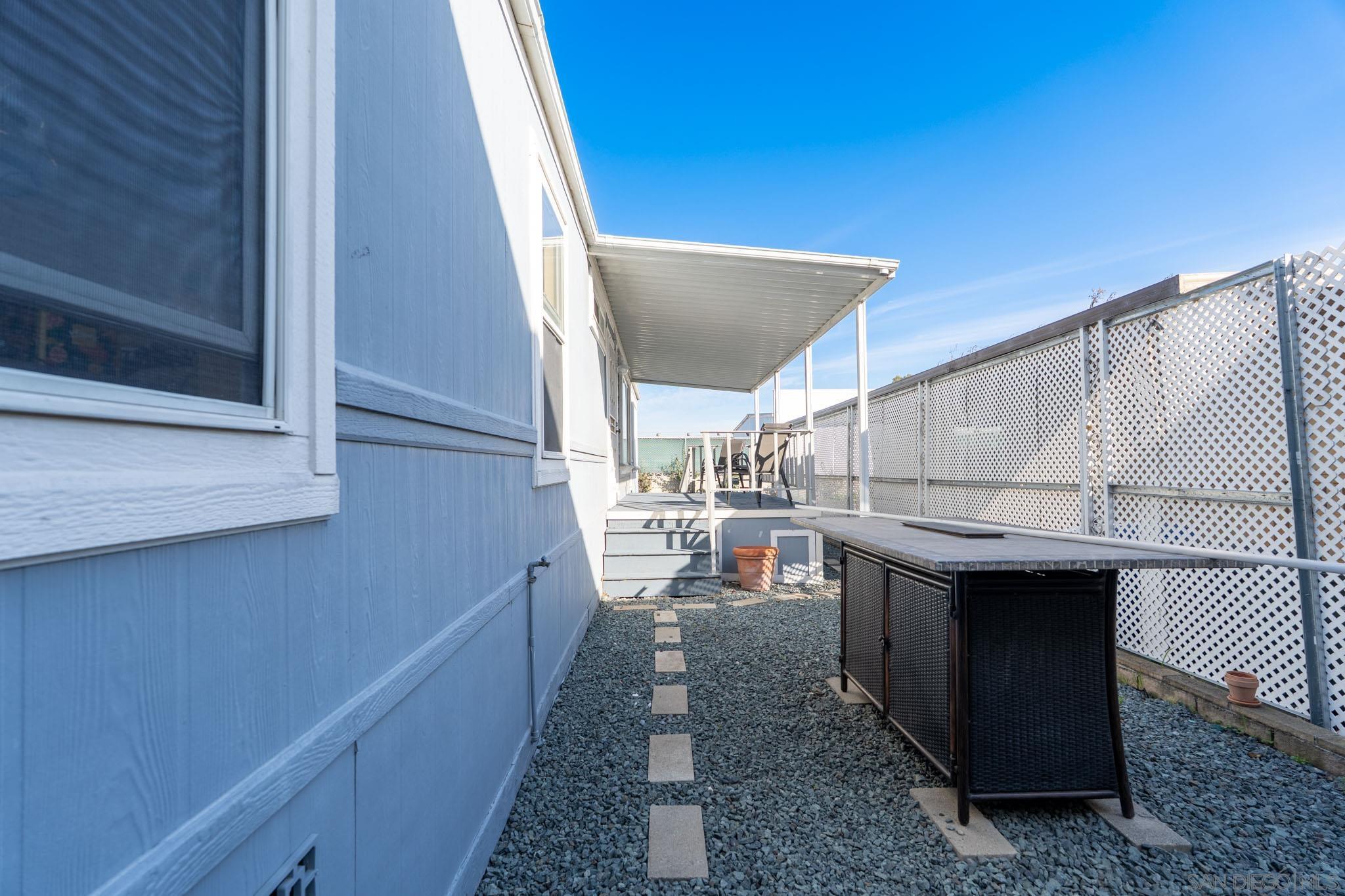 Detail Gallery Image 11 of 27 For 501  Anita Street  #79,  Chula Vista,  CA 91911 - 3 Beds | 2 Baths