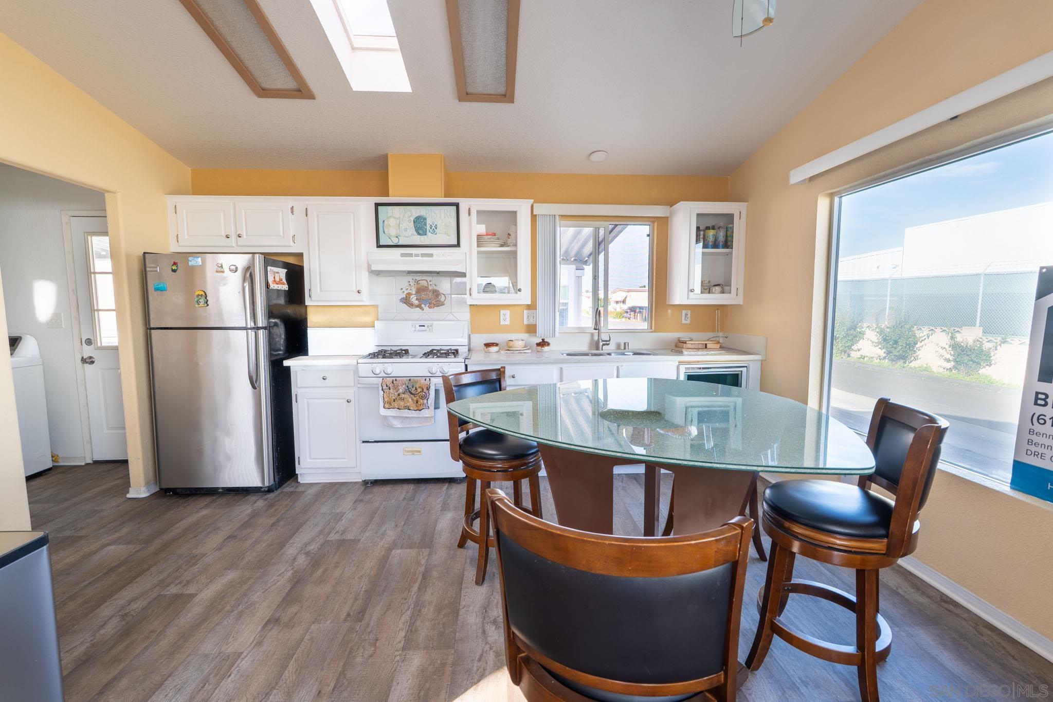 Detail Gallery Image 13 of 27 For 501  Anita Street  #79,  Chula Vista,  CA 91911 - 3 Beds | 2 Baths