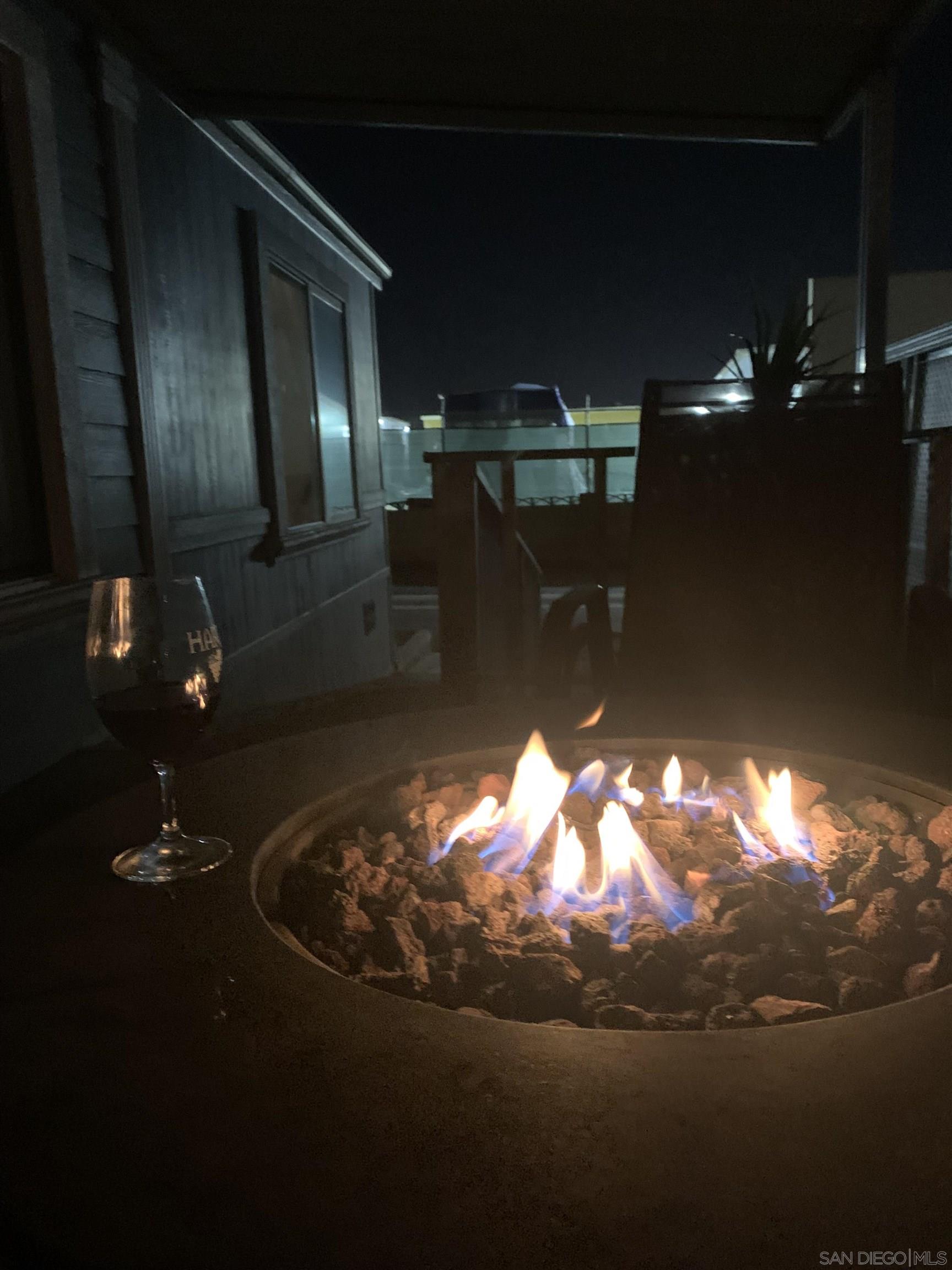 Detail Gallery Image 10 of 27 For 501  Anita Street  #79,  Chula Vista,  CA 91911 - 3 Beds | 2 Baths