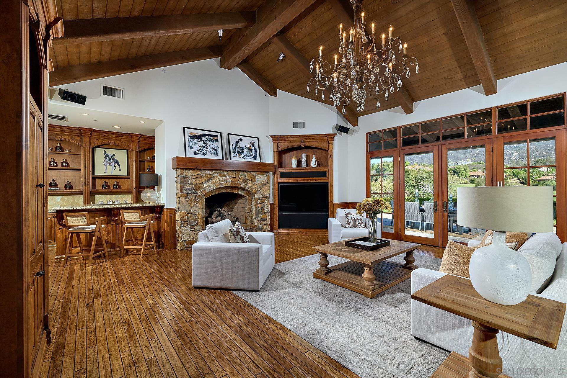 Detail Gallery Image 13 of 54 For 14155  Biscayne Pl, Poway,  CA 92064 - 7 Beds | 6/1 Baths