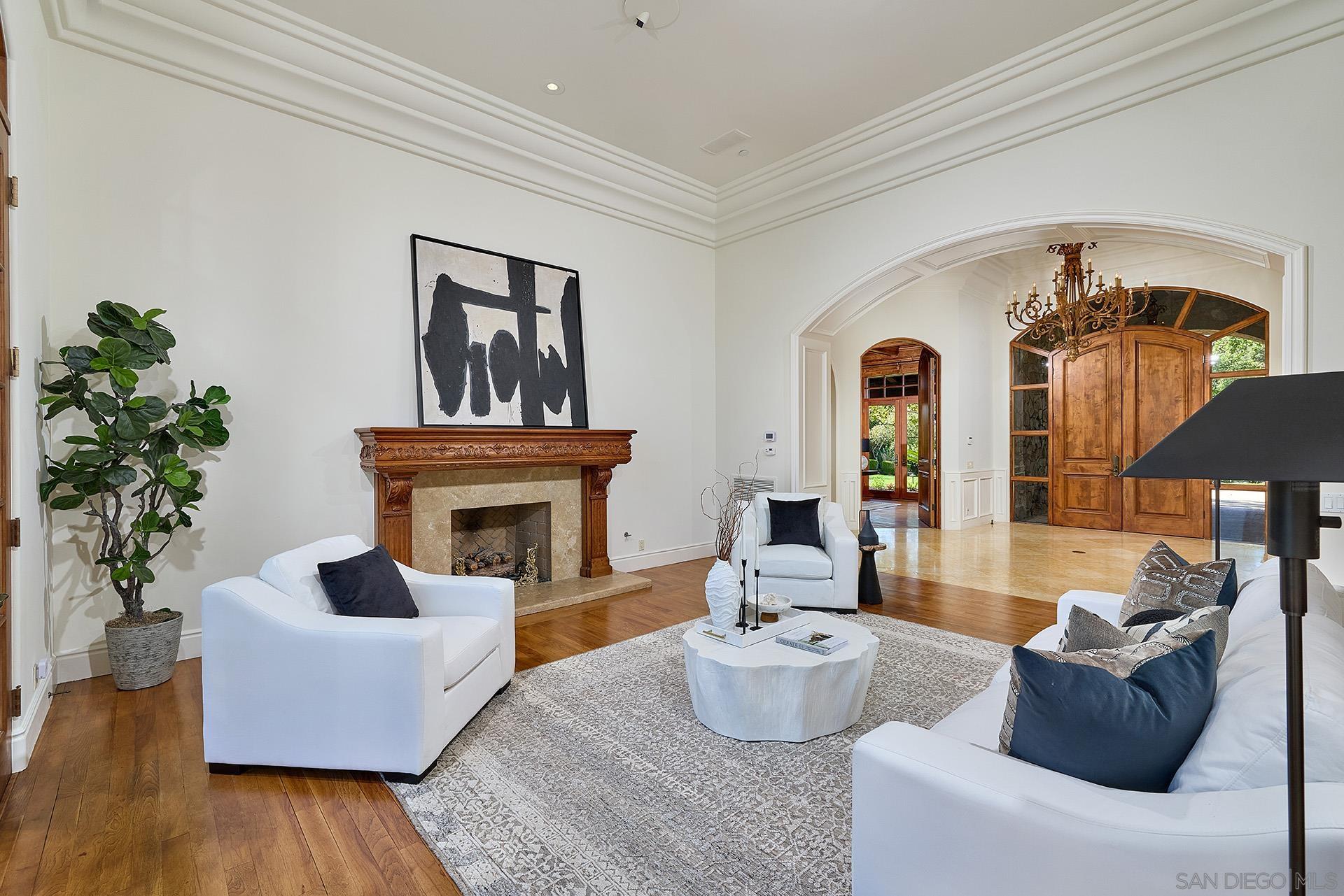 Detail Gallery Image 10 of 54 For 14155  Biscayne Pl, Poway,  CA 92064 - 7 Beds | 6/1 Baths