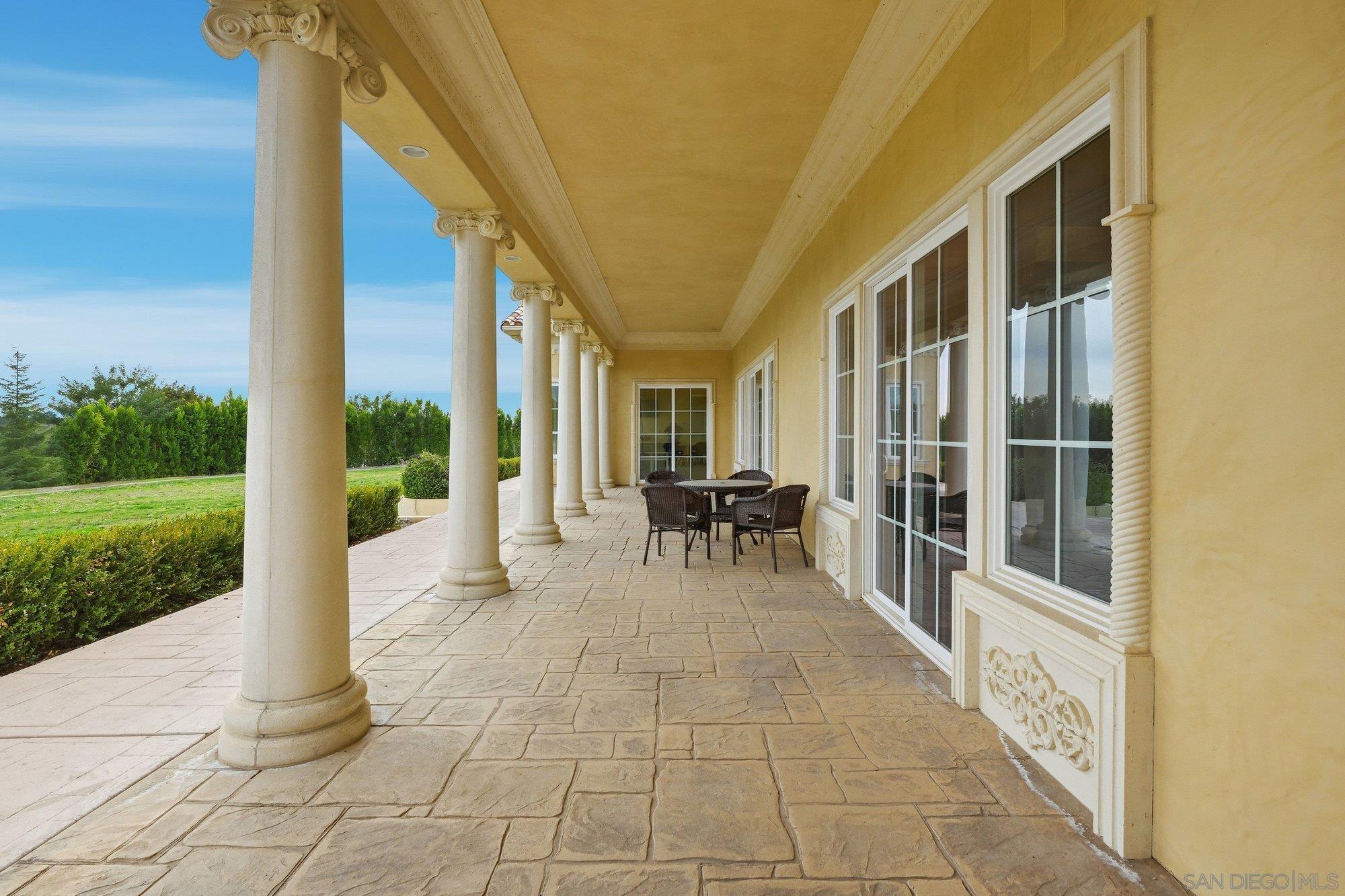 Detail Gallery Image 51 of 59 For 19319  Calle Juanito, Murrieta,  CA 92562 - 5 Beds | 5/3 Baths