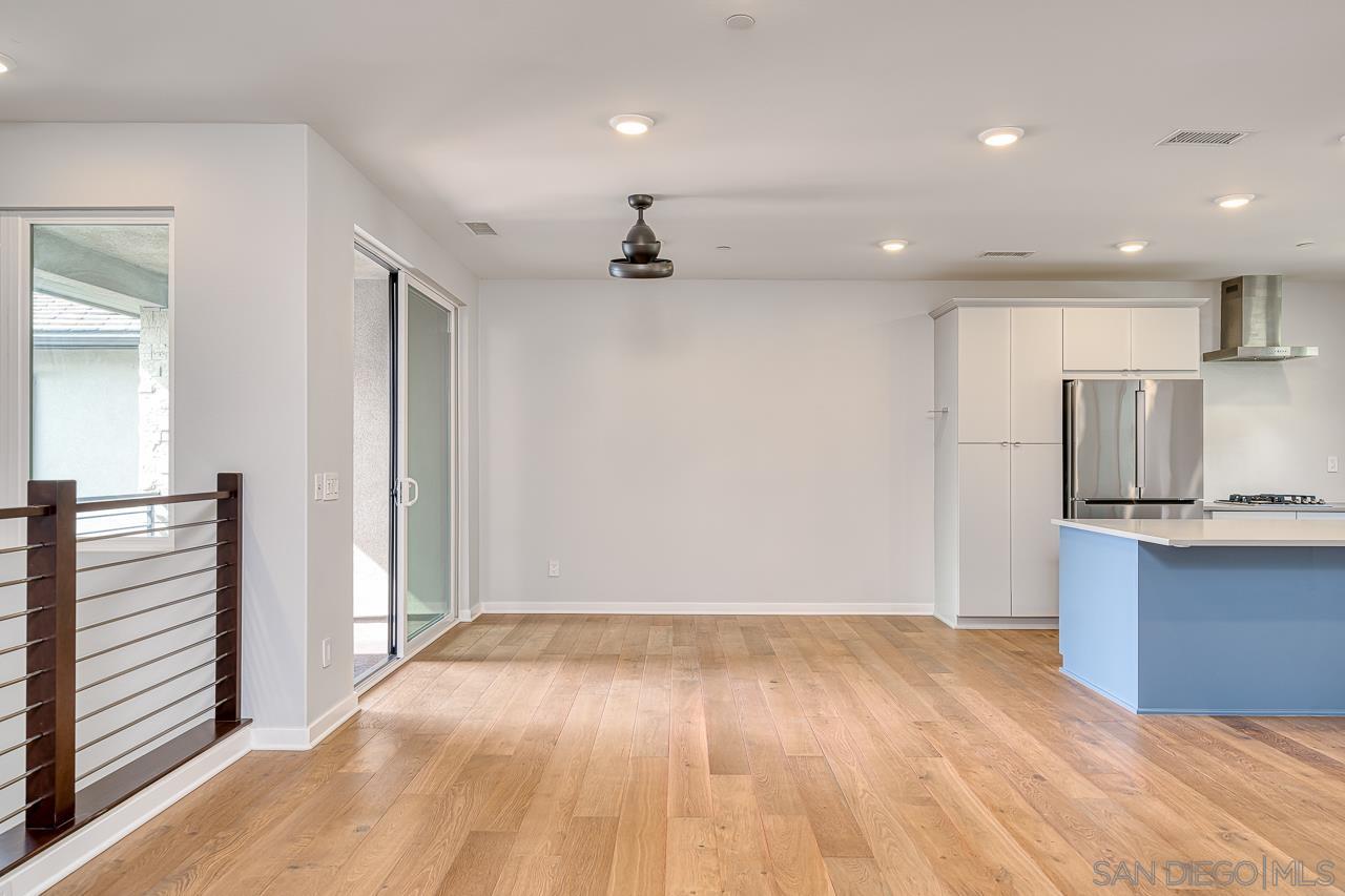 Detail Gallery Image 16 of 69 For 2776  via Alta Pl, San Diego,  CA 92108 - 3 Beds | 3 Baths